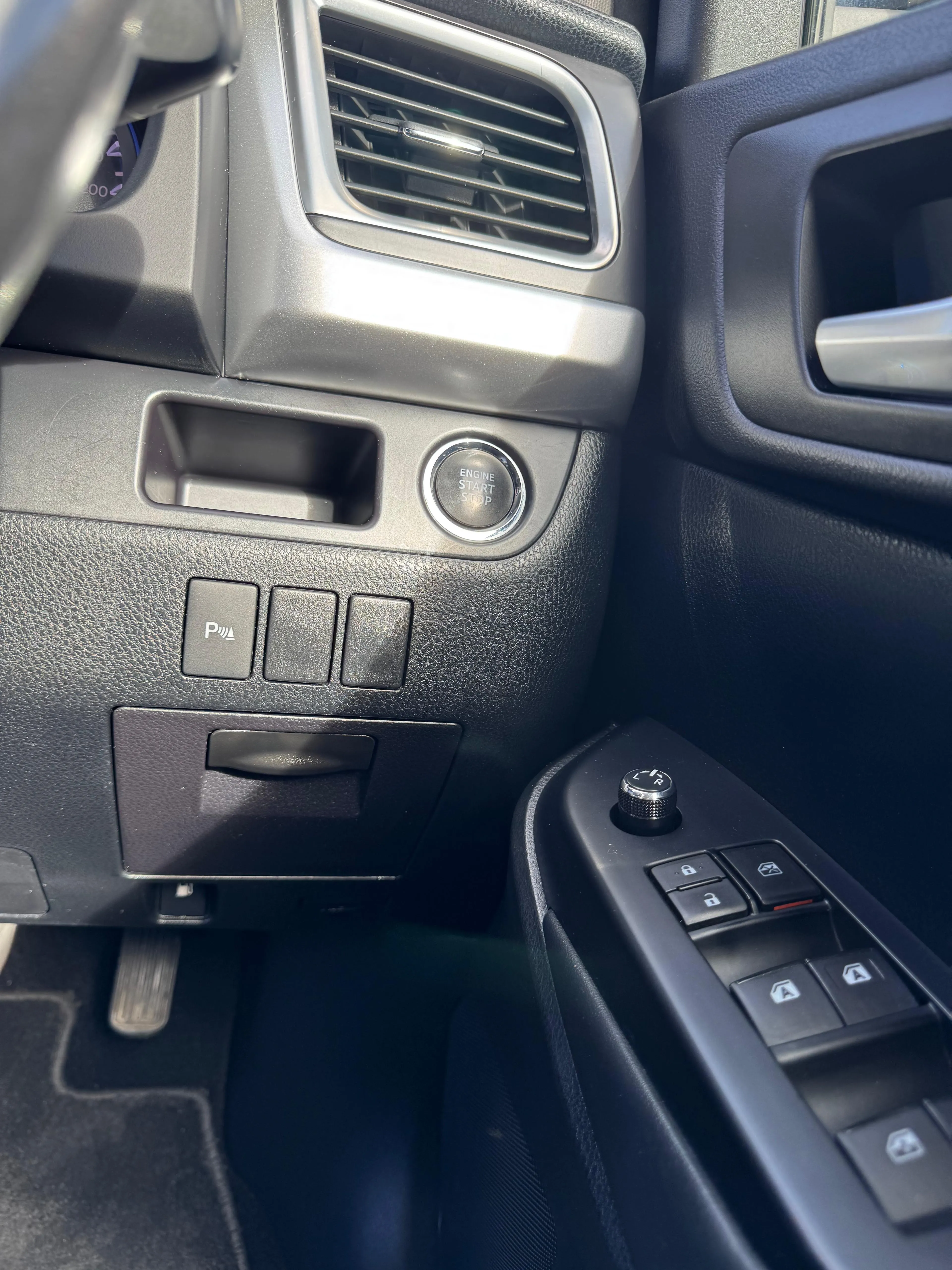 TOYOTA HIGHLANDER GXL 2015 AWD Carousel 12