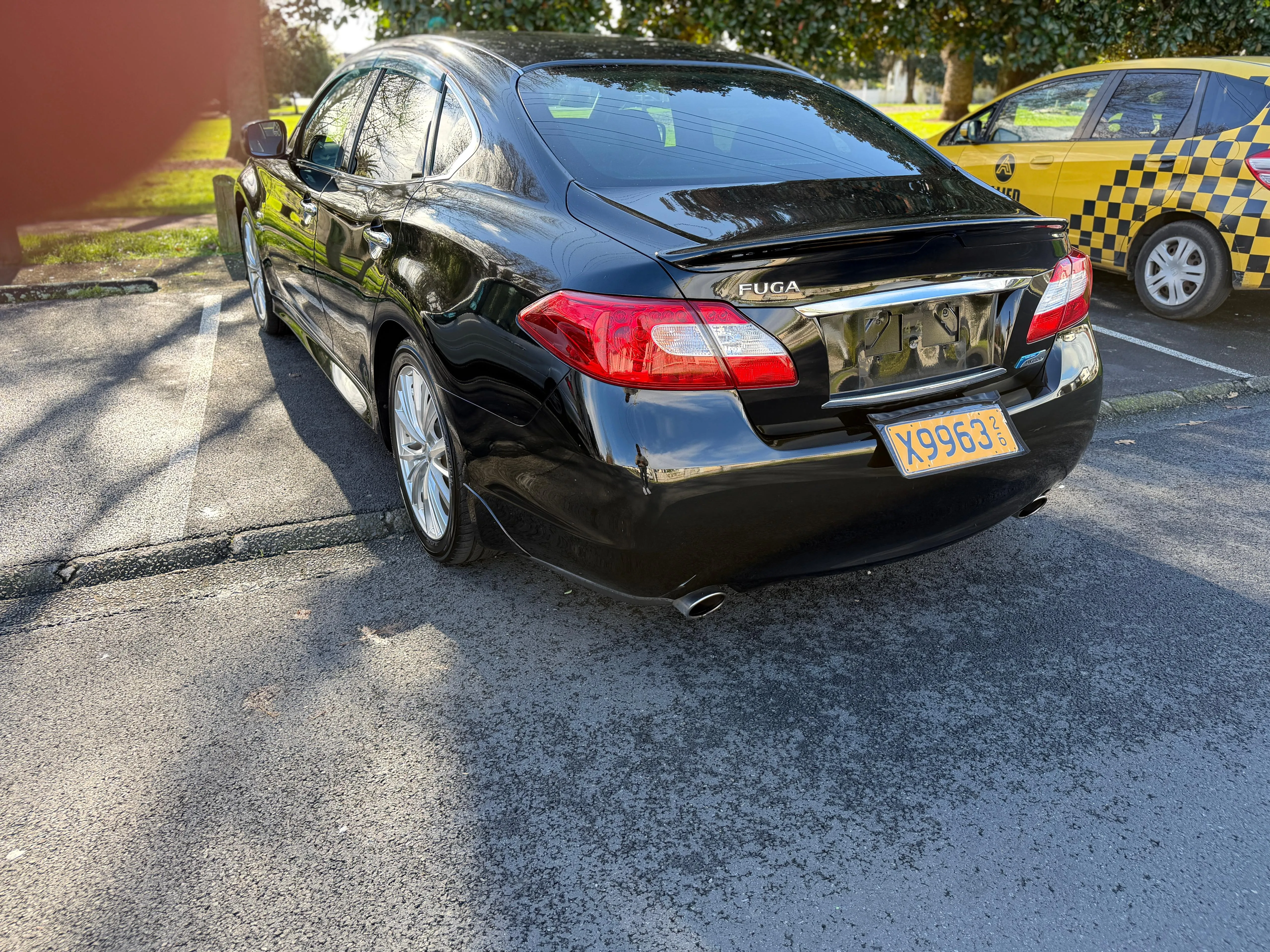 NISSAN FUGA HYBRID V6 Carousel 7