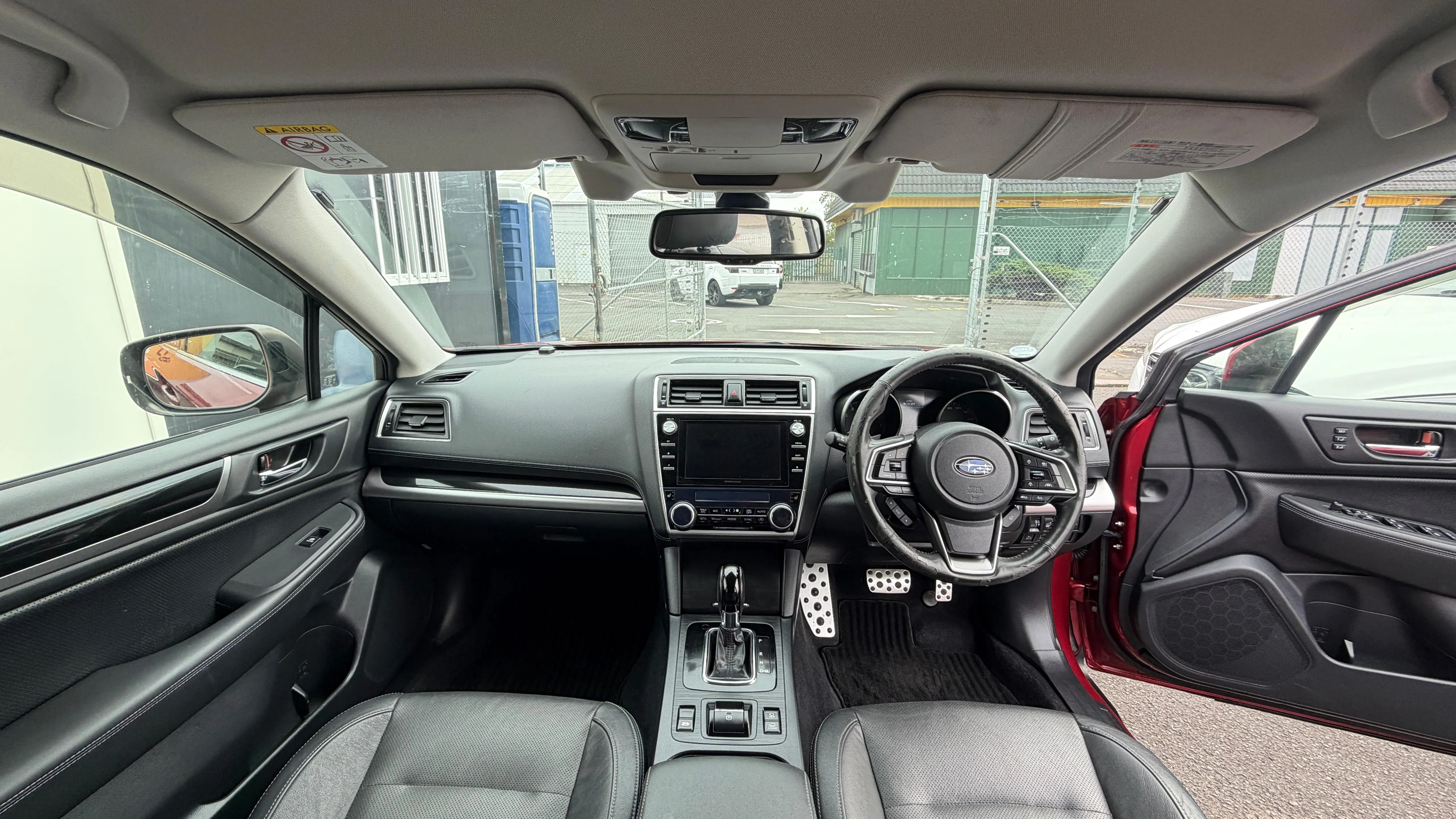 SUBARU OUTBACK AWD 2017 Carousel 13