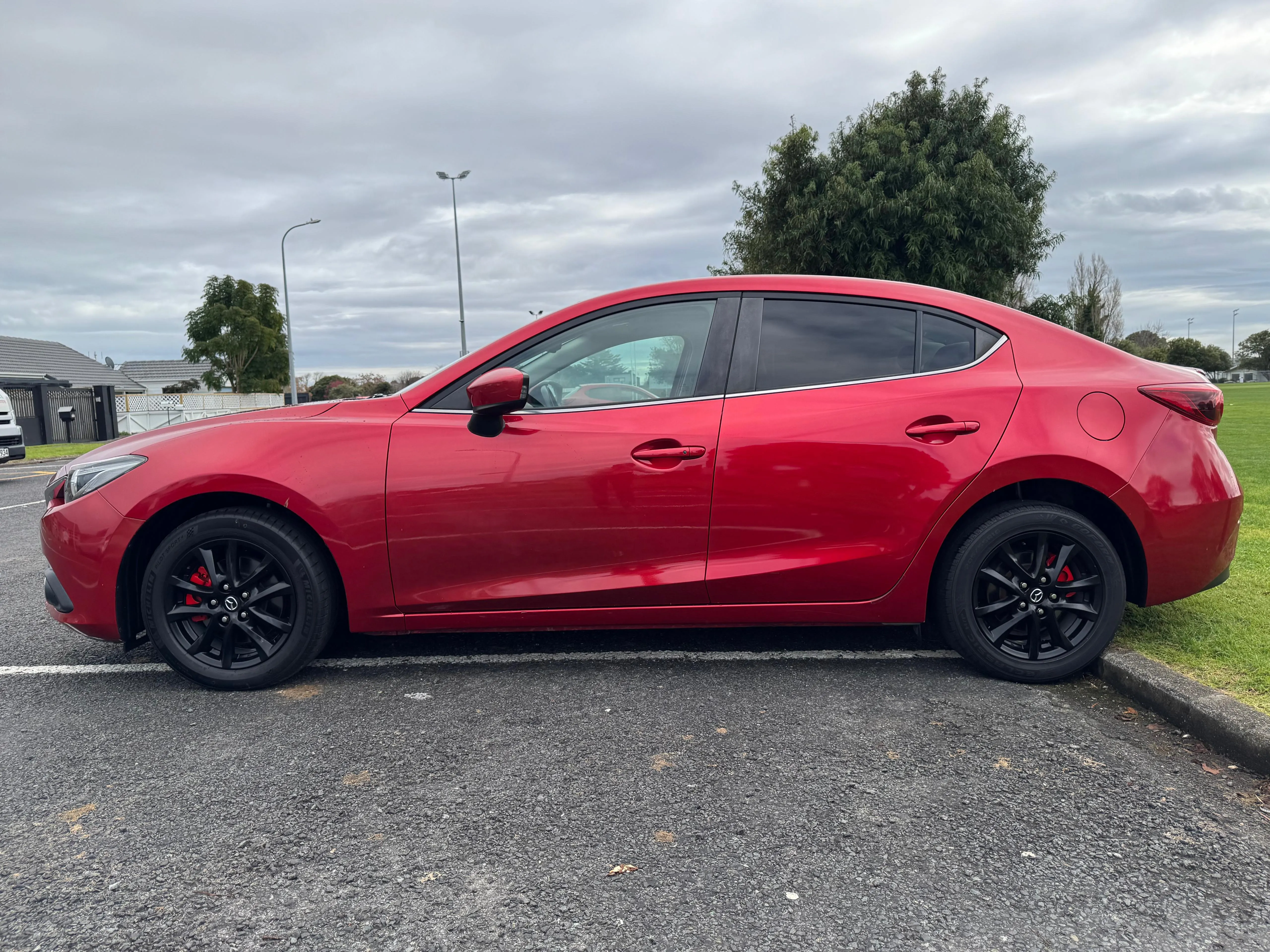 MAZDA AXELA TOP MODEL 2014 Carousel 3
