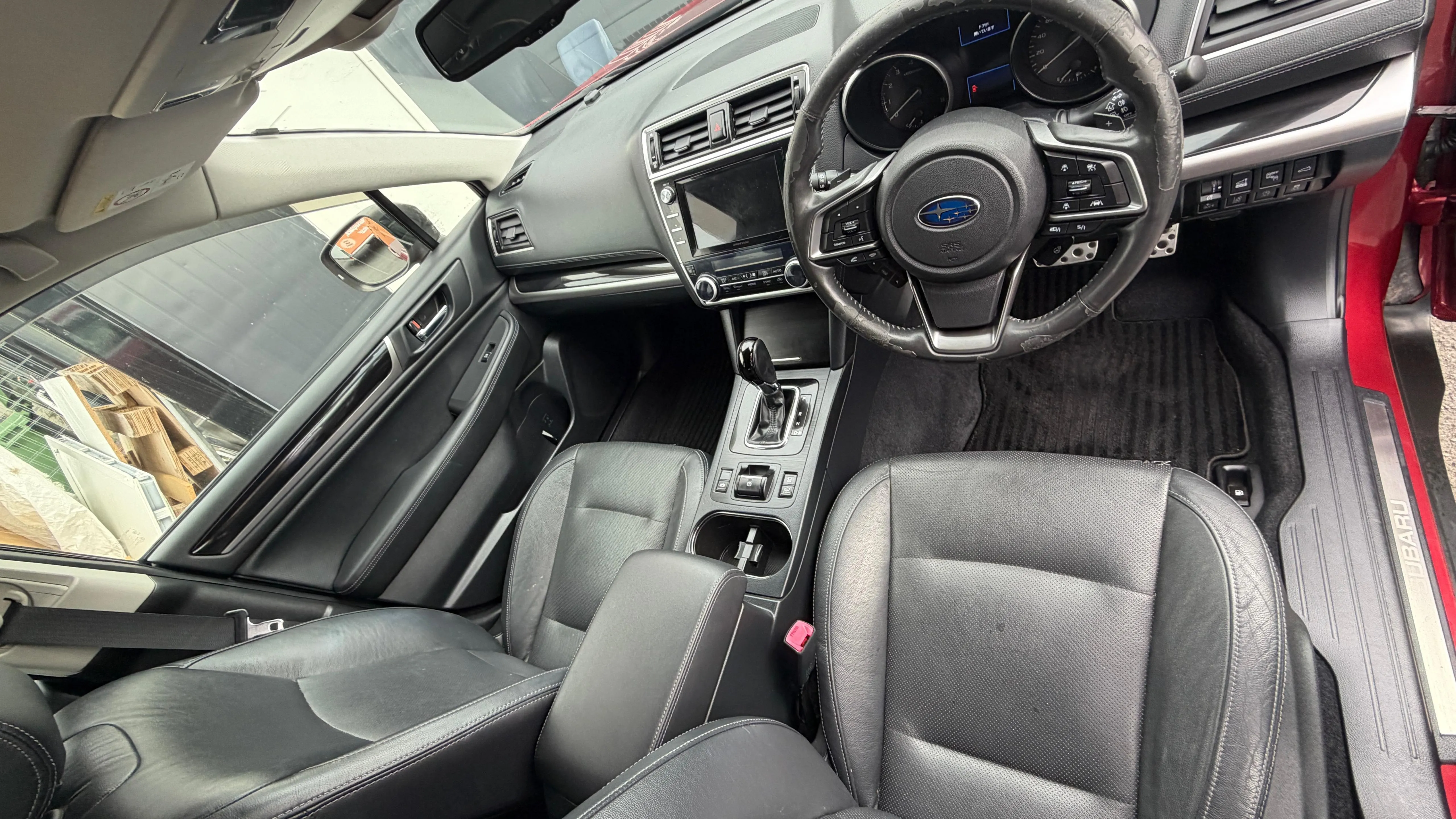 SUBARU OUTBACK AWD 2017 Carousel 14