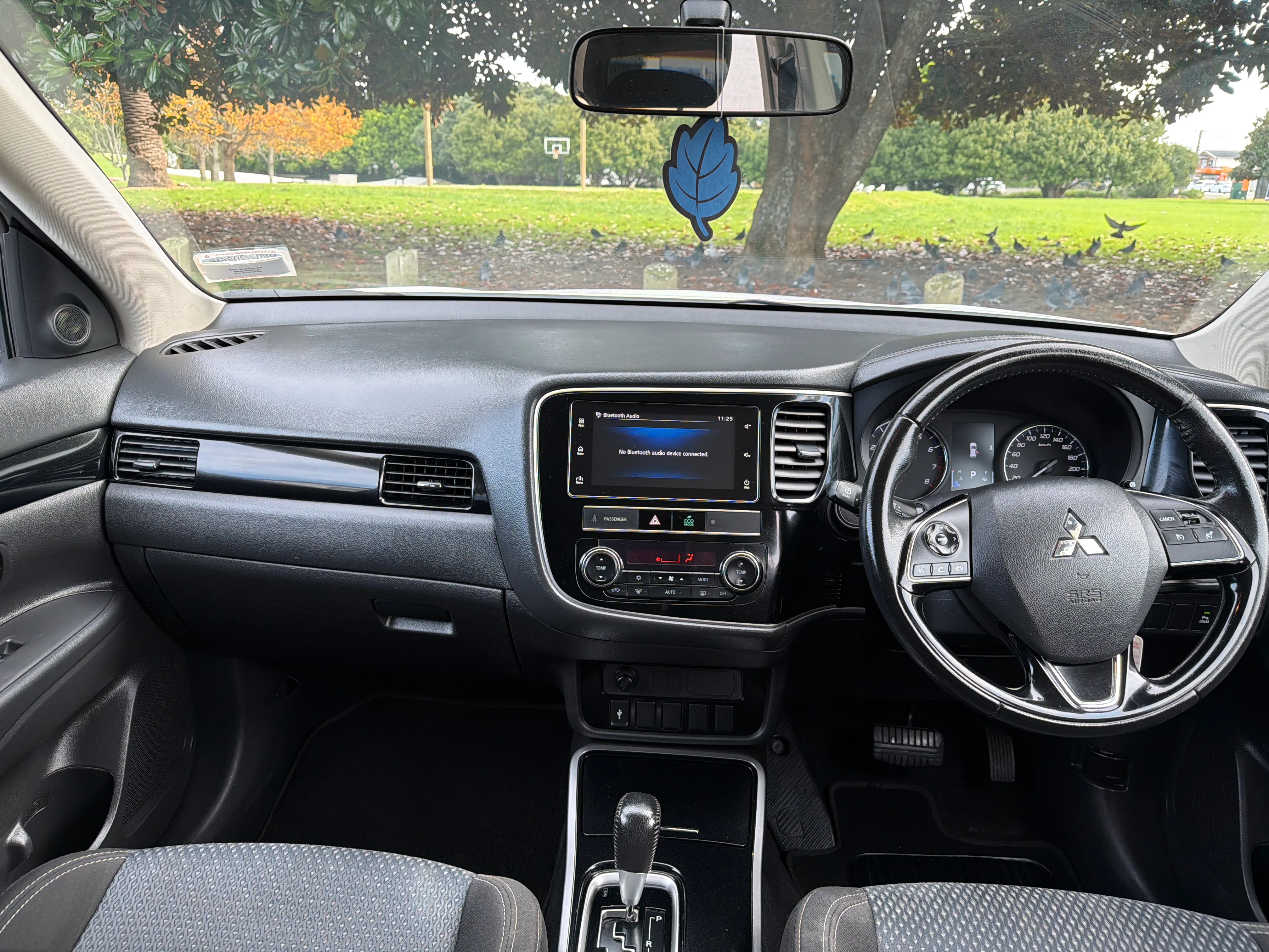 Mitsubishi Outlander 2019/7 Seater  Carousel 11