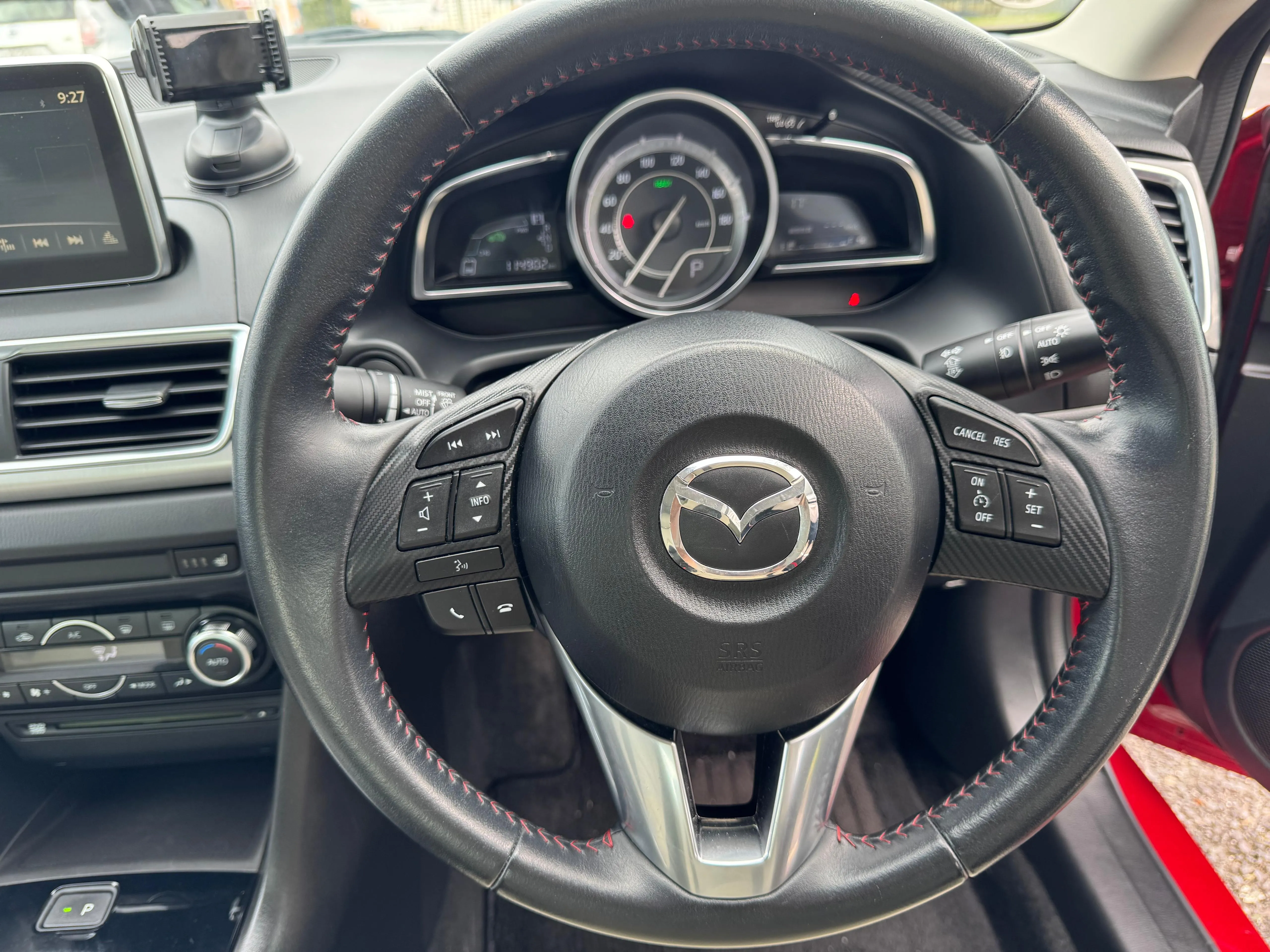 MAZDA AXELA TOP MODEL 2014 Carousel 12
