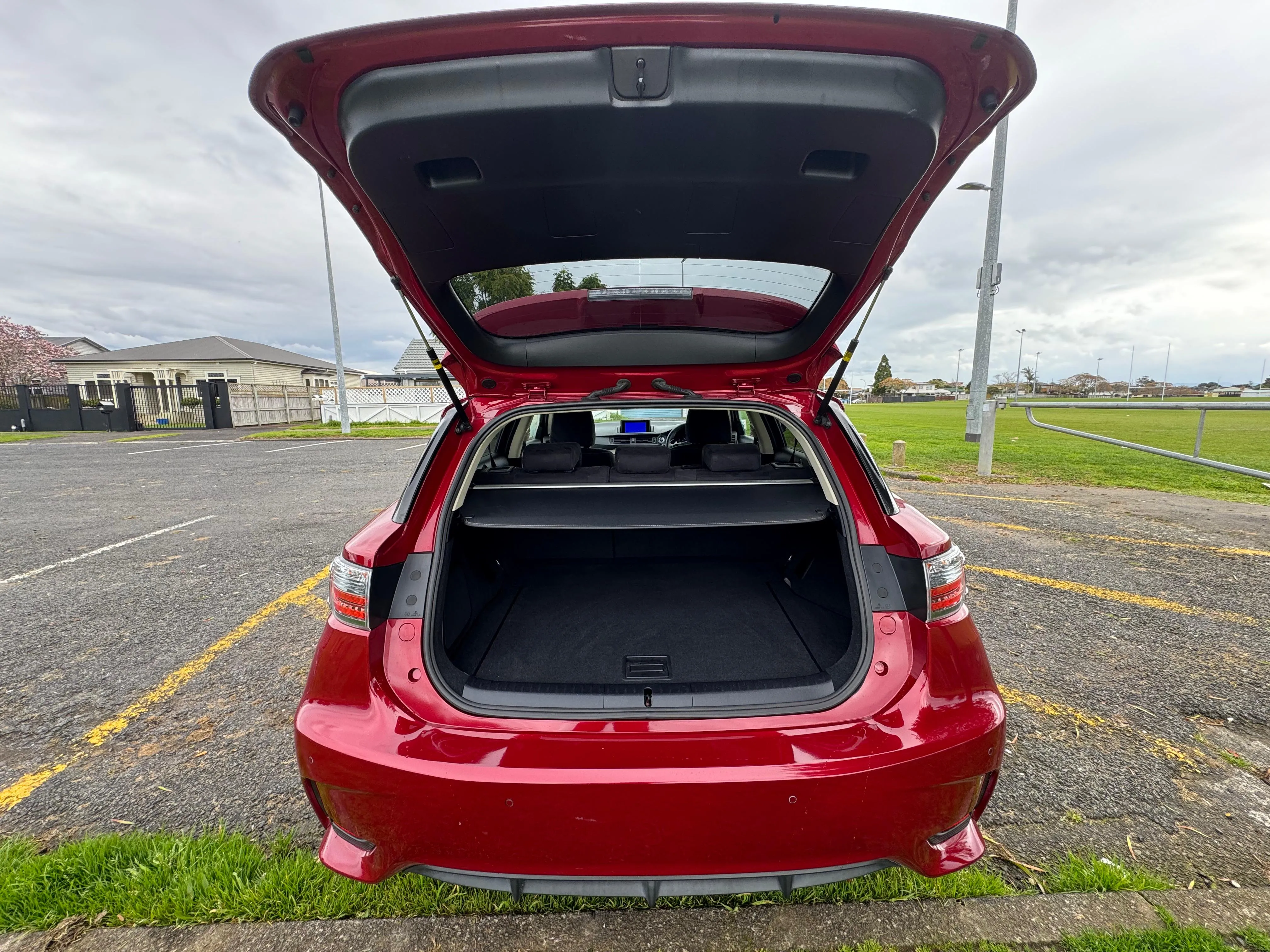 LEXUS CT200H 2014  Carousel 8