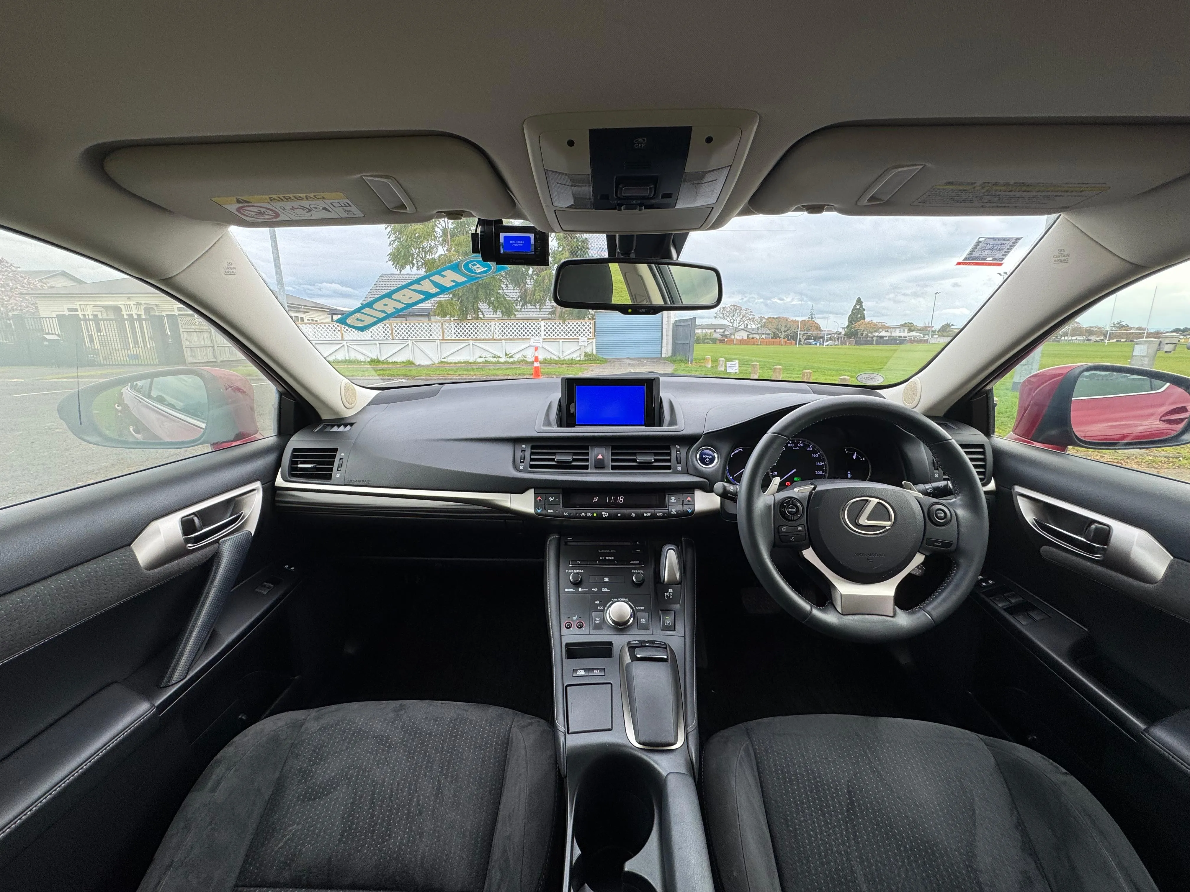 LEXUS CT200H 2014  Carousel 13