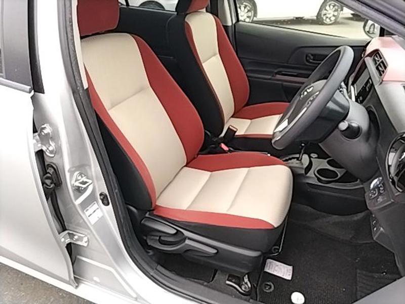 second hand 2015 Toyota Aqua G Model for sale NZ Collage 1