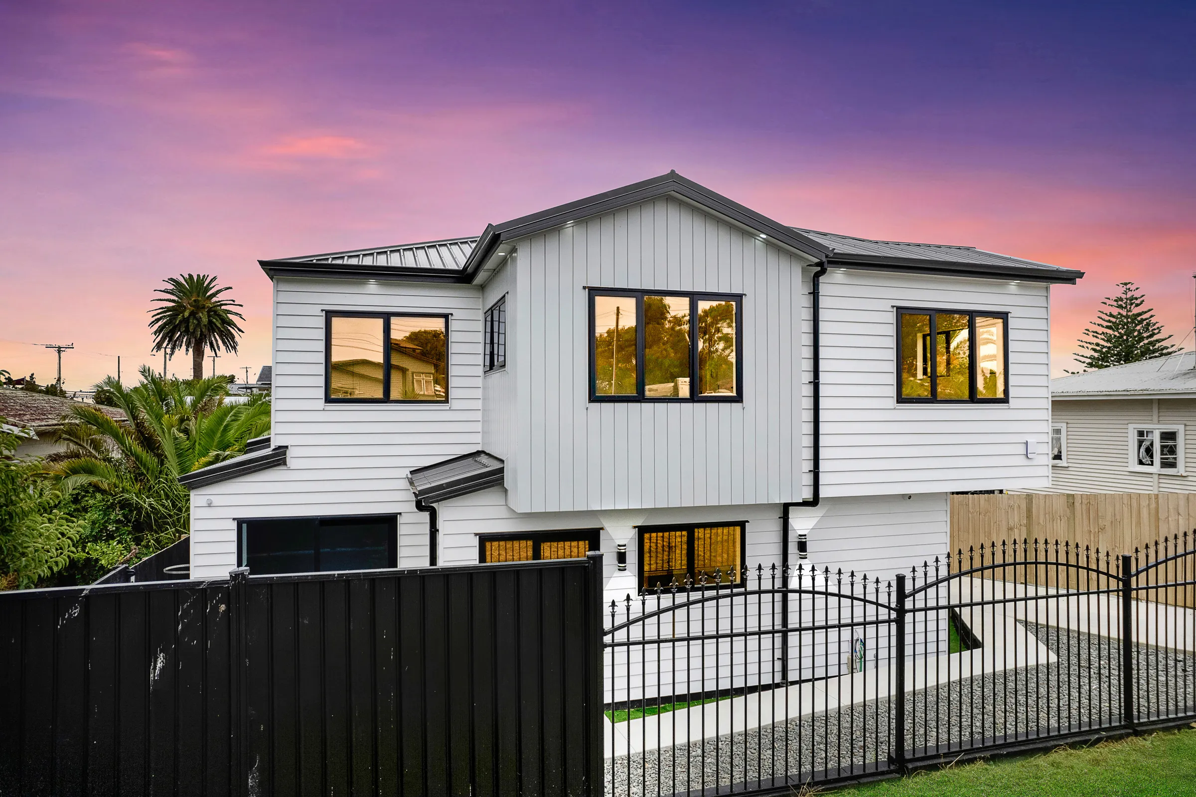 Stylish Accents Lot 1 - Otahuhu