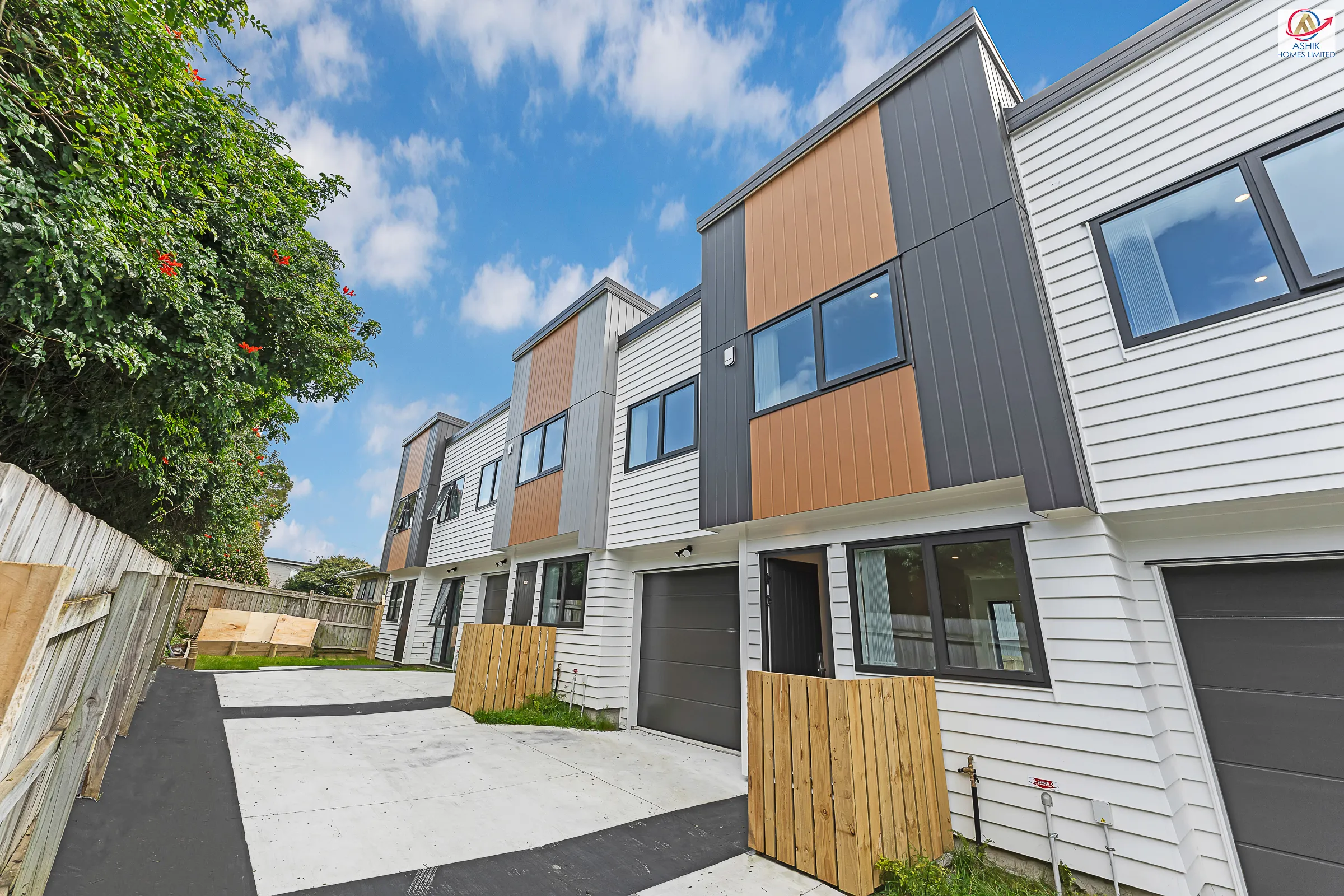 Cozy Corner Lot 4 - Mangere