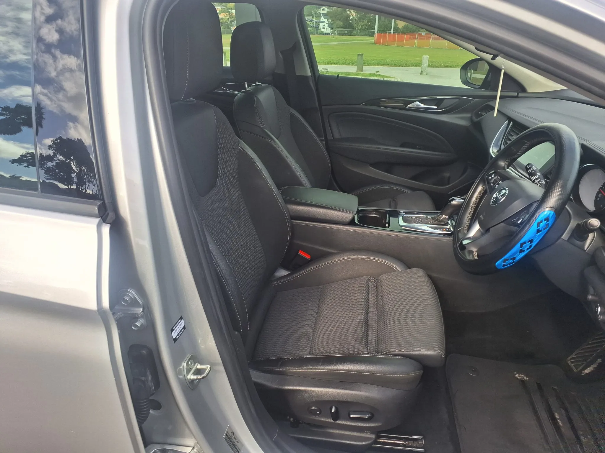 2018 COMMODORE RS WAGON 191KW (NZ) Carousel 16