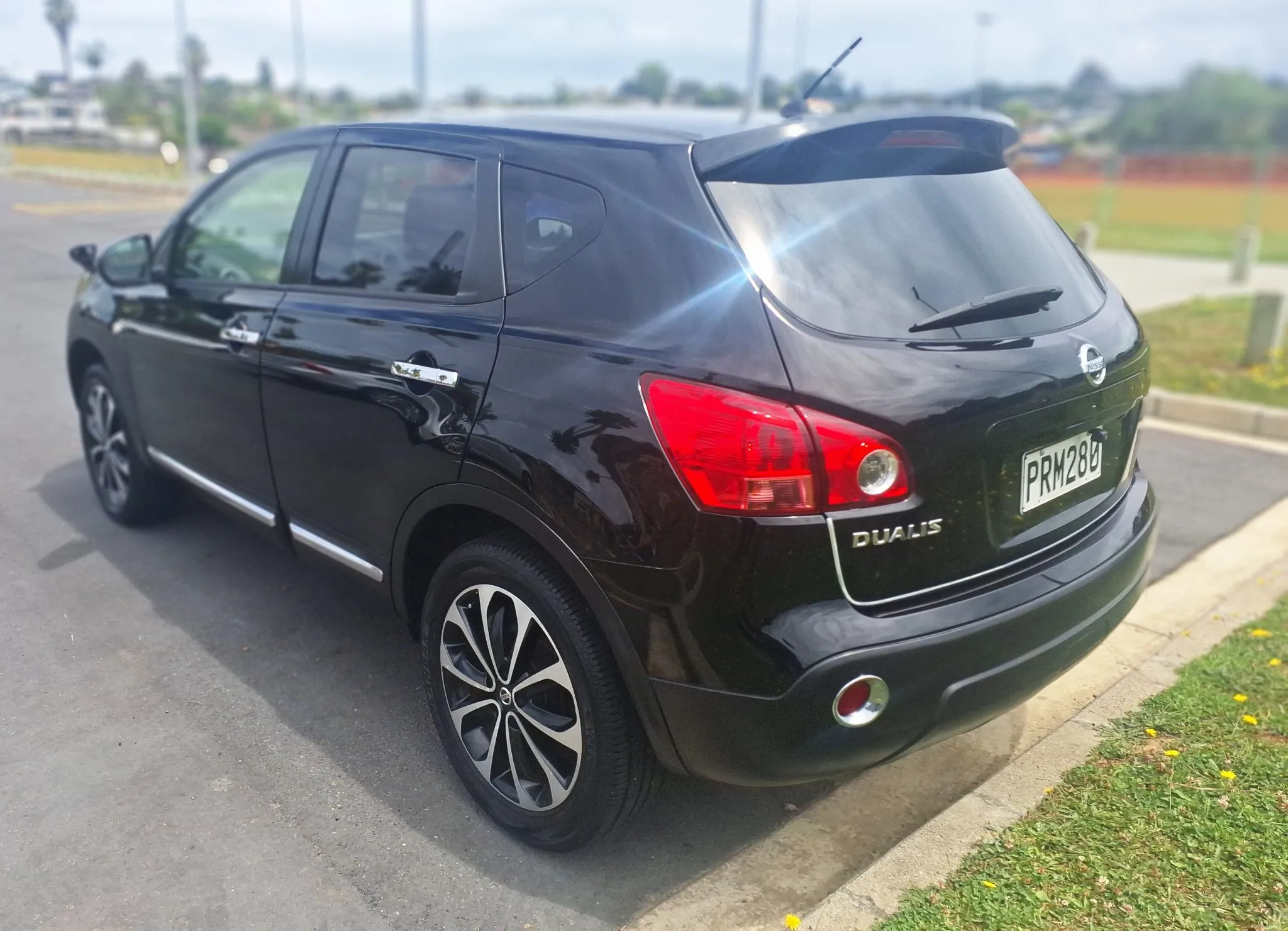 2013 Nissan Dualis 2.0 LOW KMS Leather Carousel 5