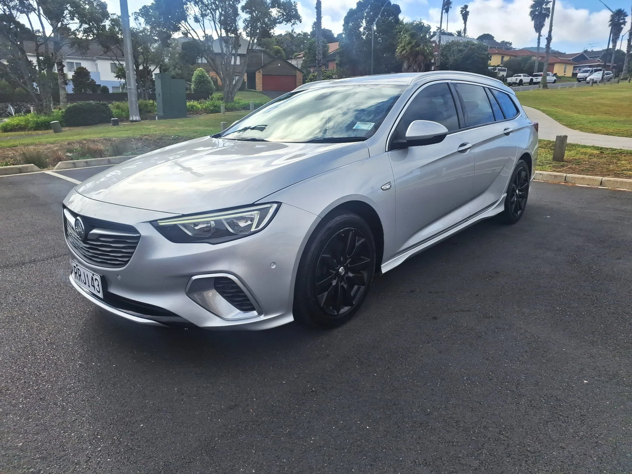 2018 COMMODORE RS WAGON 191KW (NZ) Carousel 8