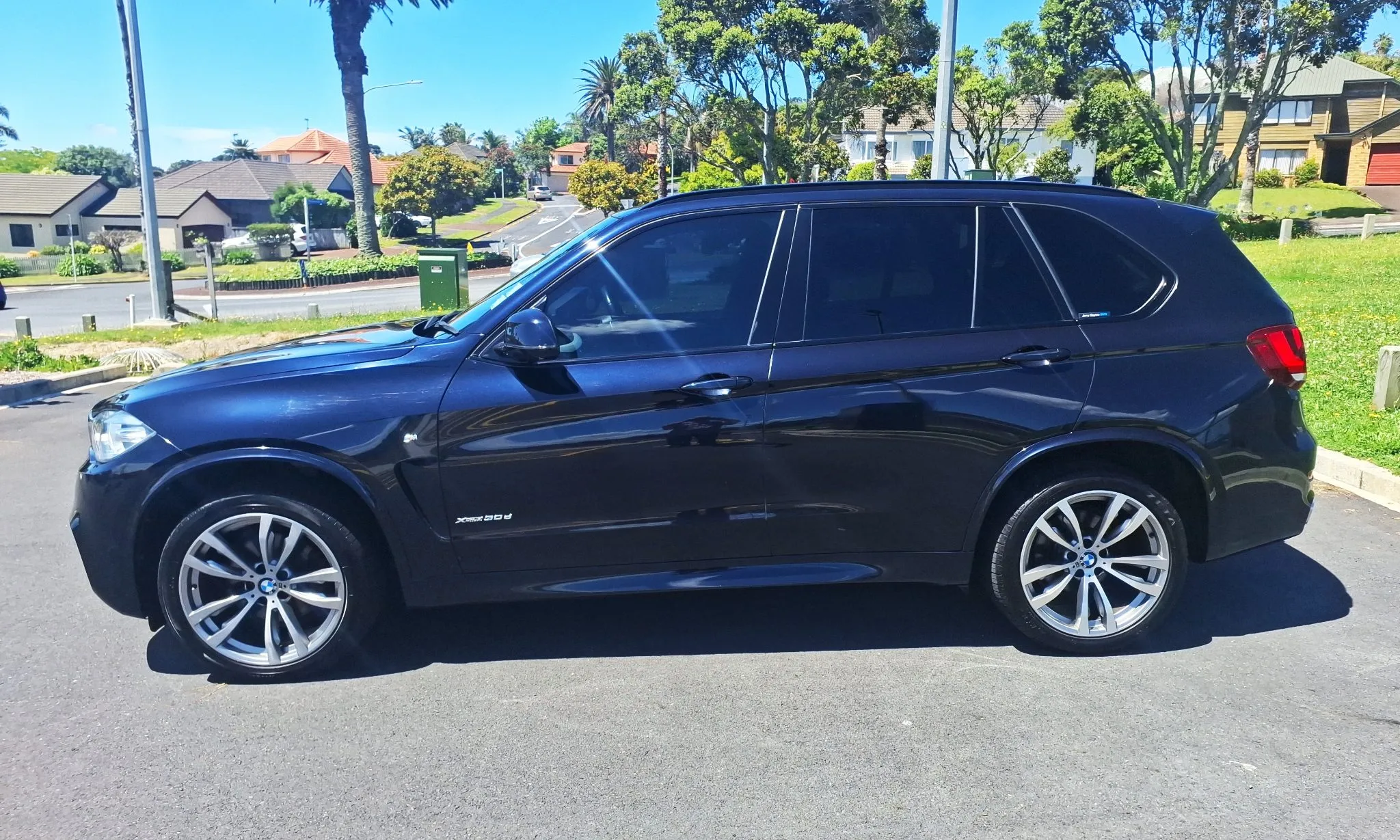 2015 BMW X5 XDRIVE 30D M-SPORT (NZ) Carousel 3