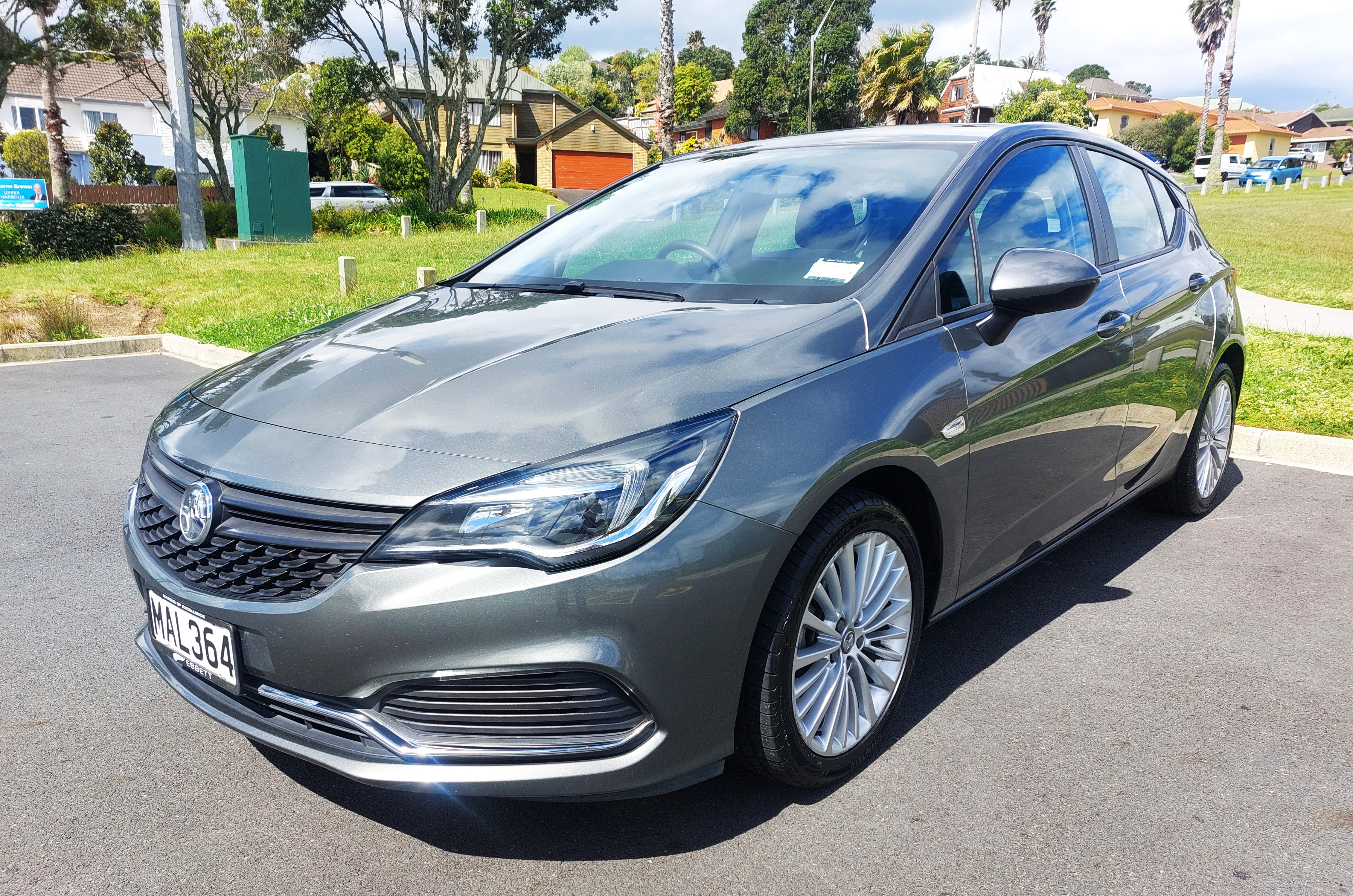 second hand 201 Holden Astra R 1.4P Hatch for sale NZ