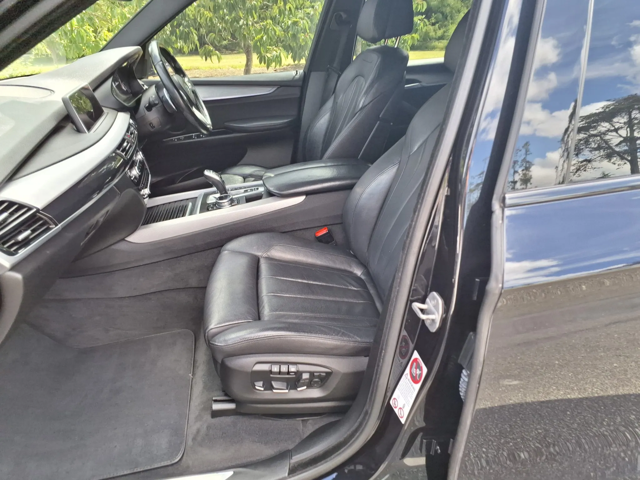 2015 BMW X5 XDRIVE 30D M-SPORT (NZ) Carousel 16