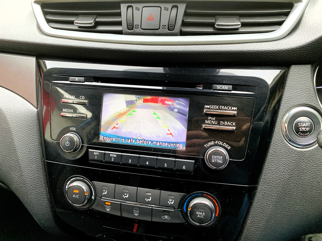 2018 Nissan Qashqai ST 2.0P/CVT Carousel 9