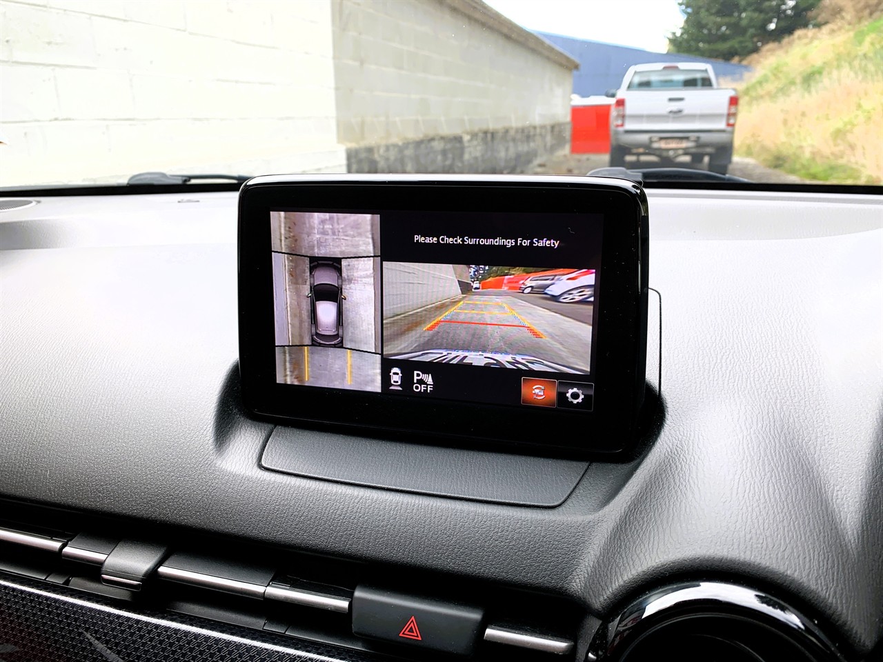2019 Mazda Demio Carousel 10