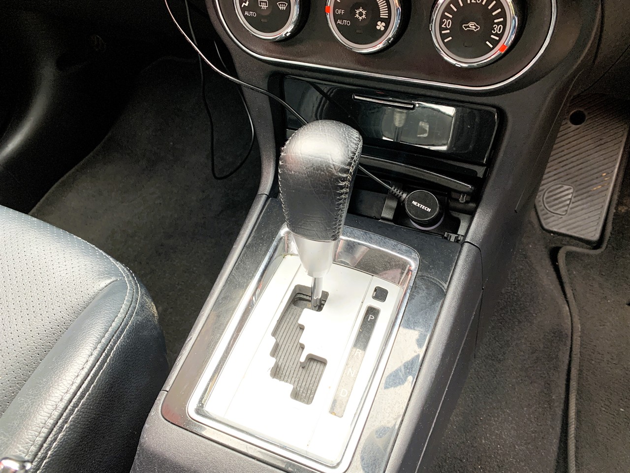 2012 Mitsubishi Lancer 2.0P SEI HATCH AUTO Carousel 7