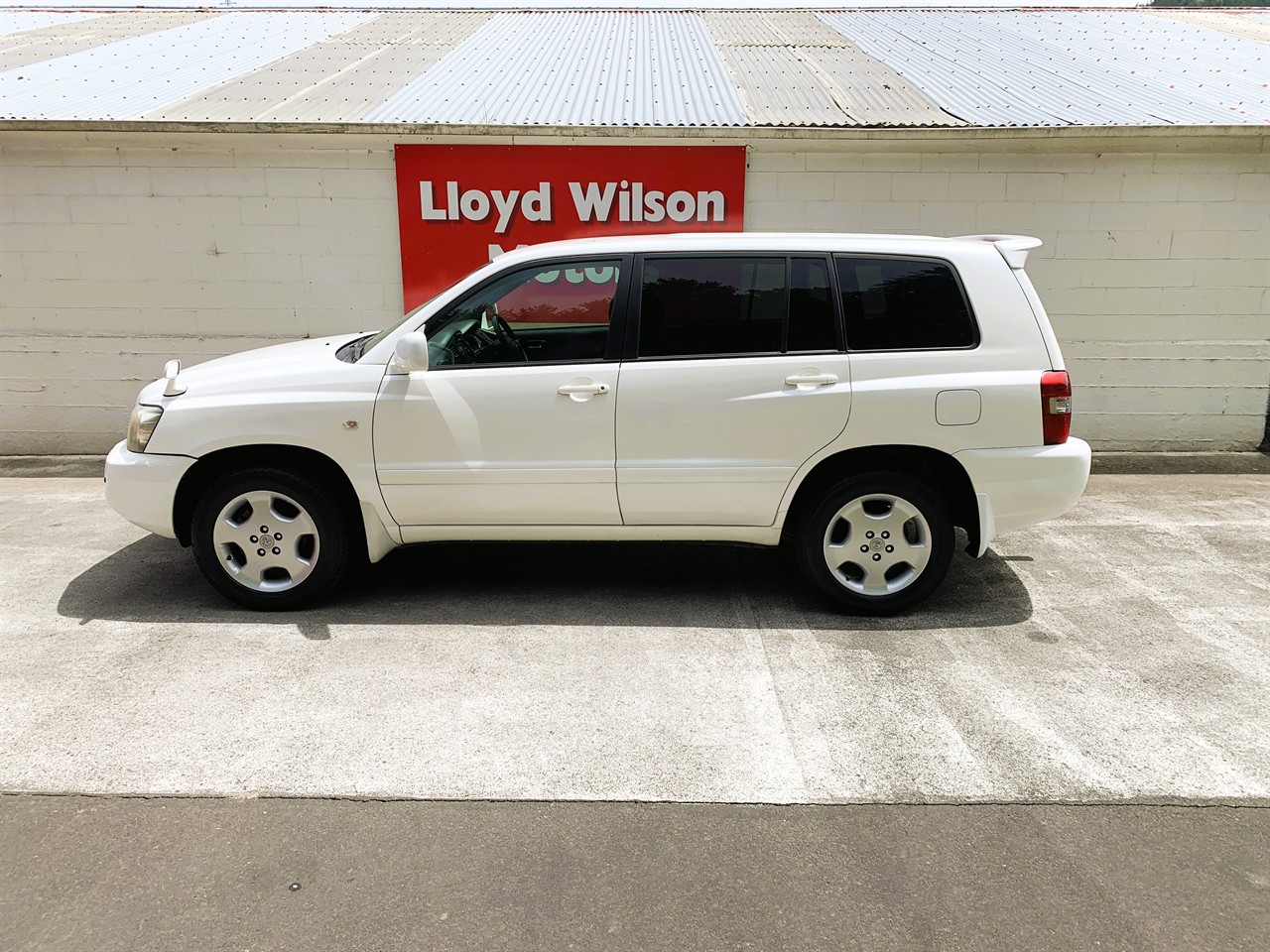 2005 Toyota Kluger L 24S Carousel 17