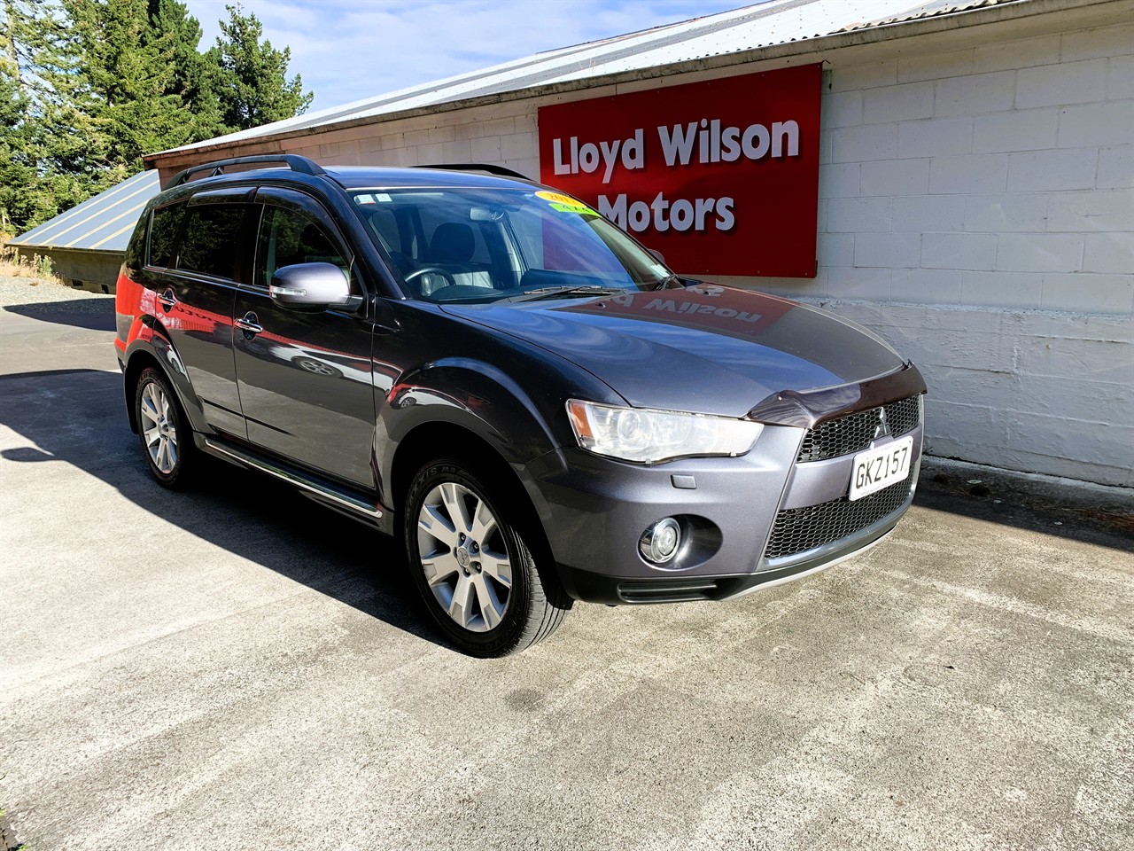 2012 Mitsubishi Outlander 2.4 VRX Carousel 1