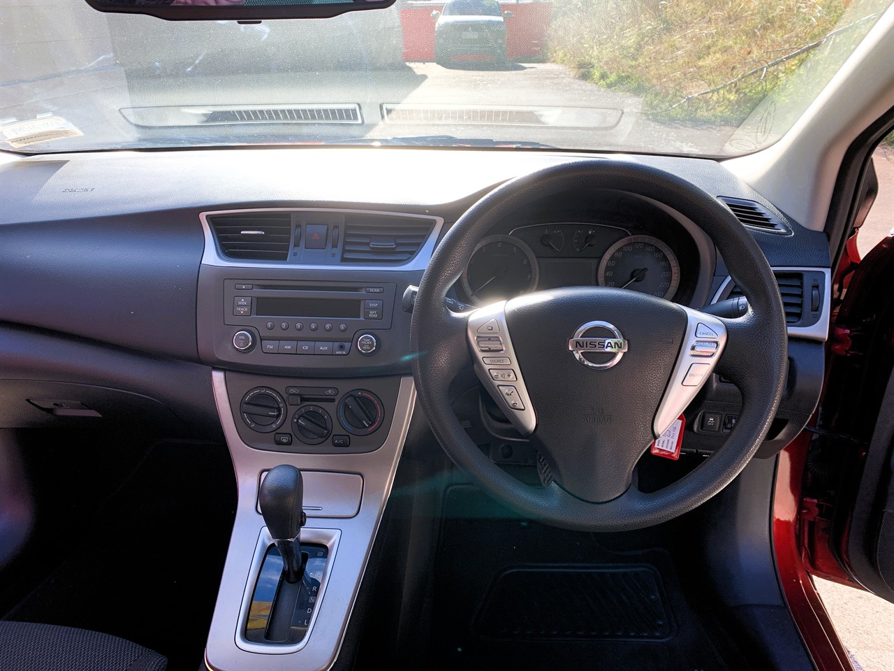 2016 Nissan Pulsar ST Carousel 5