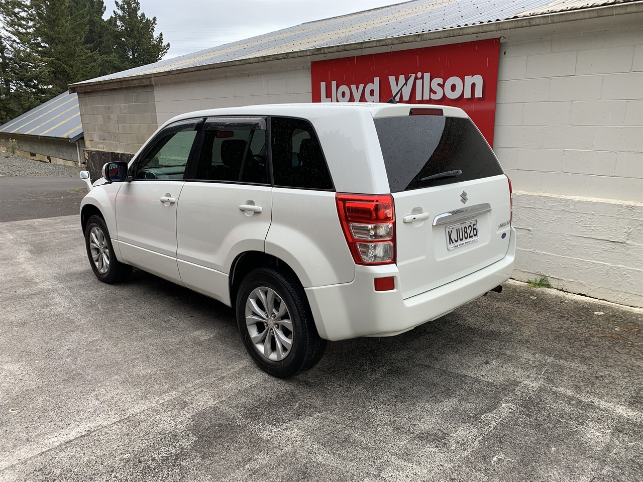 2012 Suzuki Escudo 2.4 XG 4WD Carousel 16