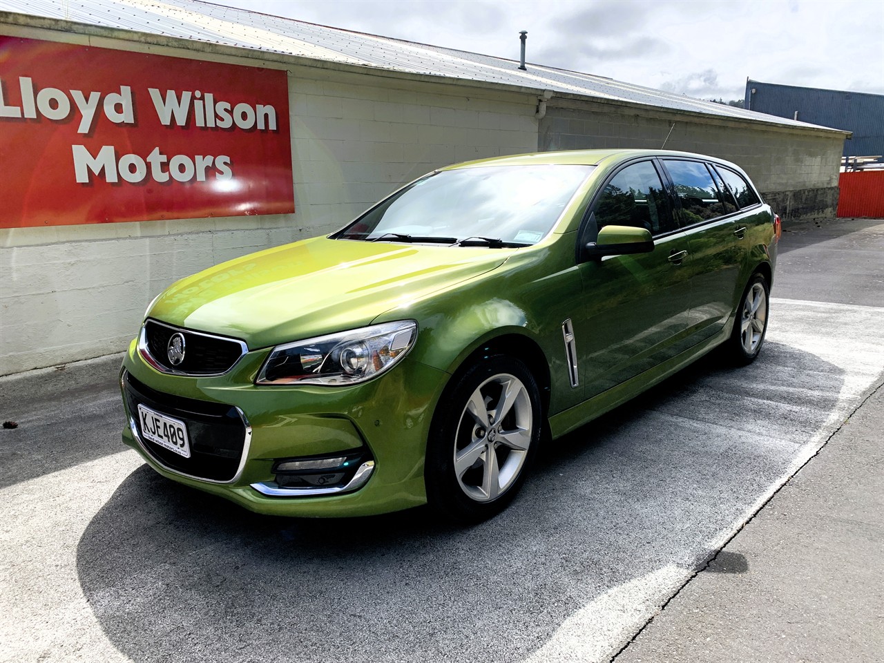 2017 Holden Commodore VF2 SV6 3.6P/6AT/SW Carousel 17