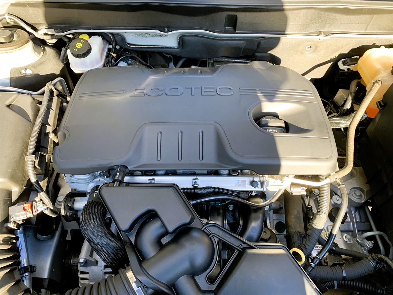 2016 Holden Malibu CDX 2.4P/6AT/SL/4DR Carousel 8