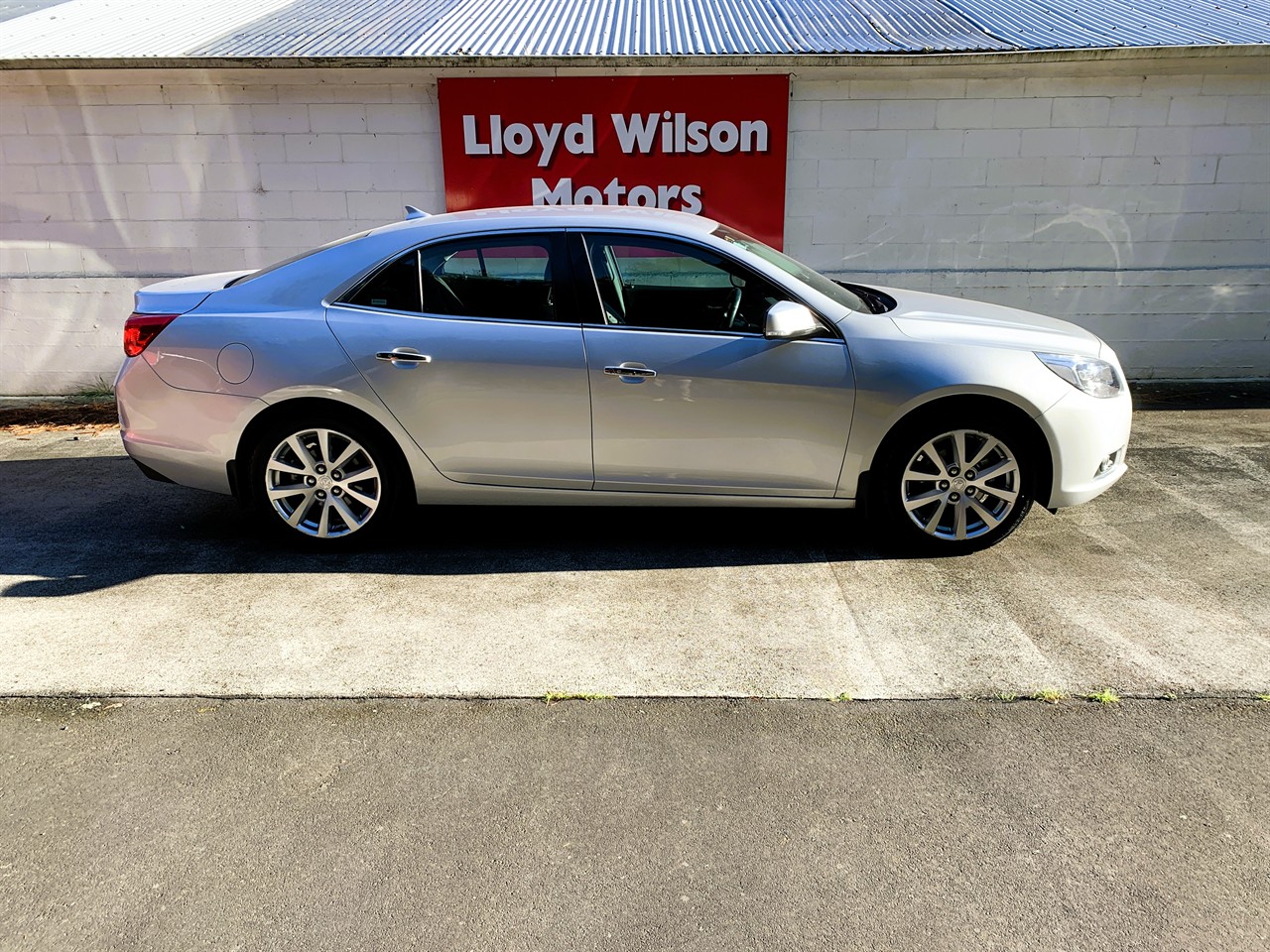 2016 Holden Malibu CDX 2.4P/6AT/SL/4DR Carousel 11