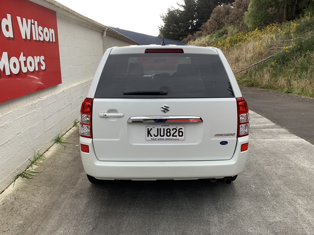 2012 Suzuki Escudo 2.4 XG 4WD Carousel 15