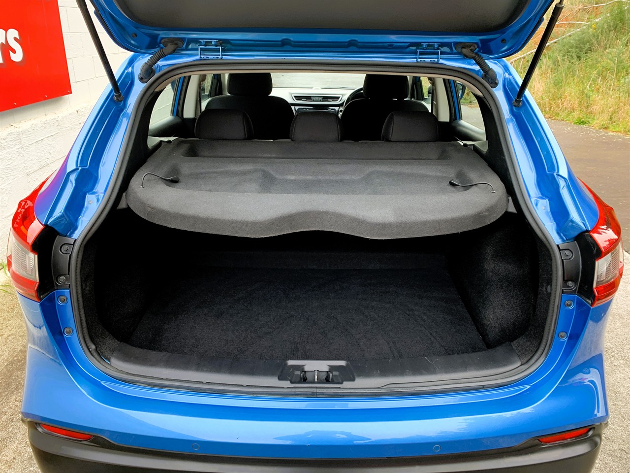 2018 Nissan Qashqai ST 2.0P/CVT Carousel 19