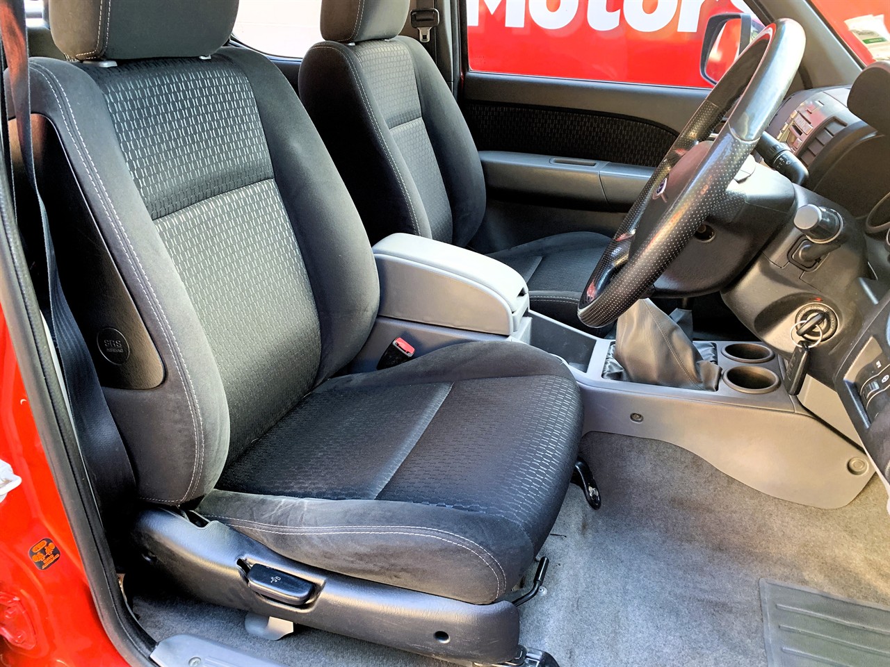 2010 Ford Ranger 3.0TD XLT DC W/S 4X4 Collage 1