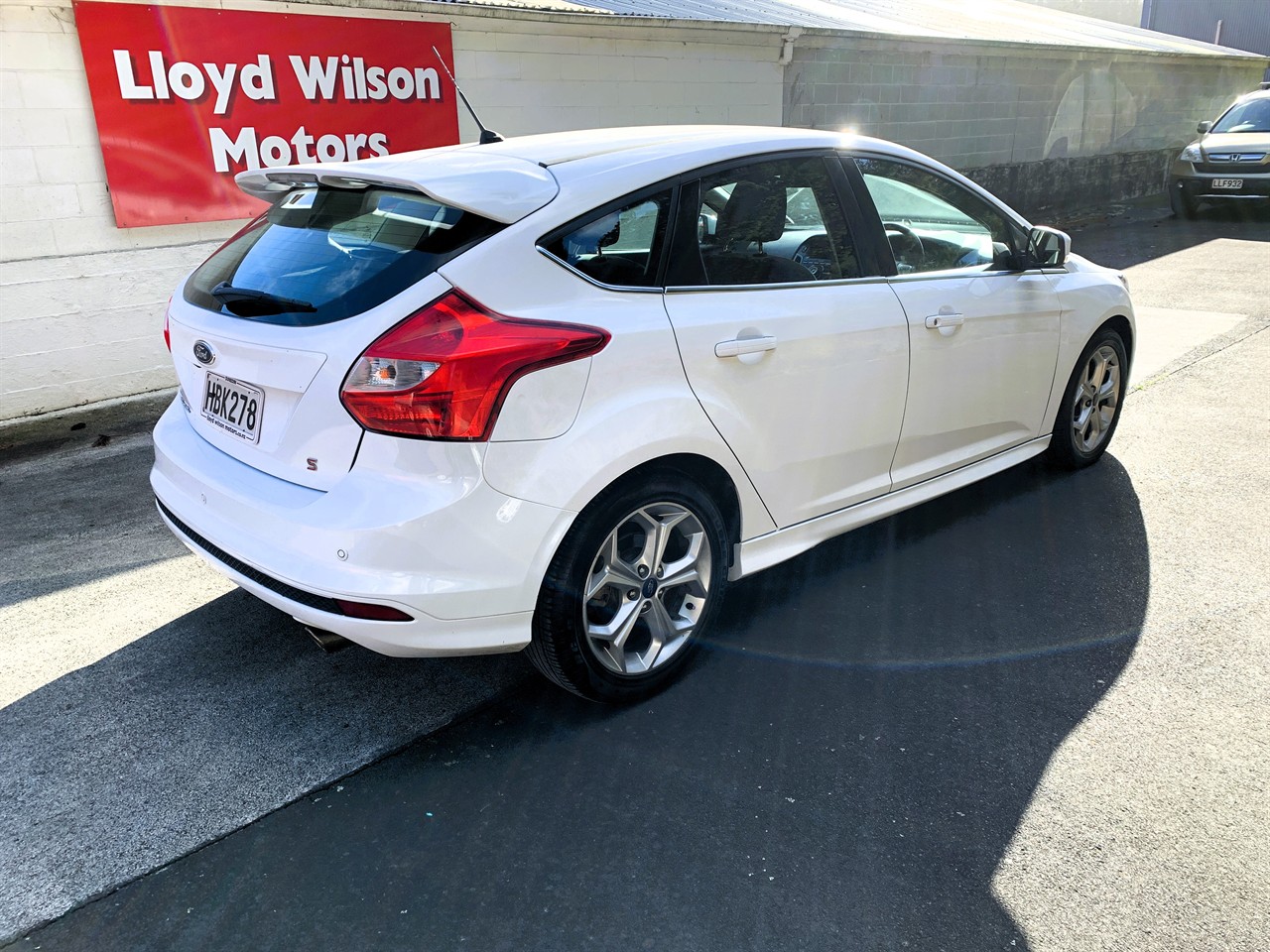 2013 Ford Focus 2.0 SPORT AUTO HATCH Carousel 14