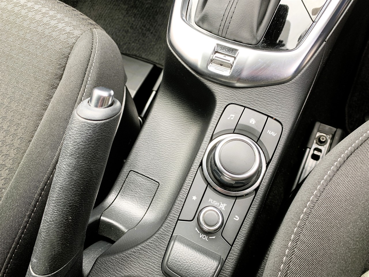 2019 Mazda Demio Carousel 7