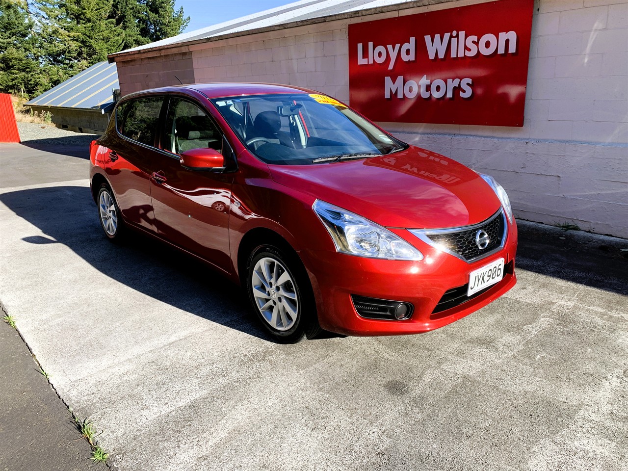 2016 Nissan Pulsar ST