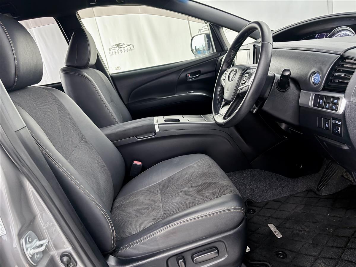 2016 Toyota Estima Aeras Premium,4WD,Hybrid,Full leather,low km Carousel 13