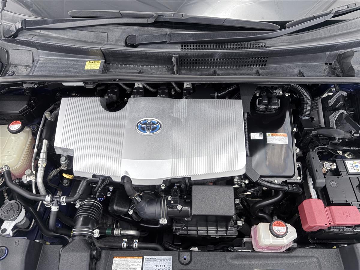 2015 Toyota Prius 1.8S Reverse Camera,Radar cruise Carousel 19
