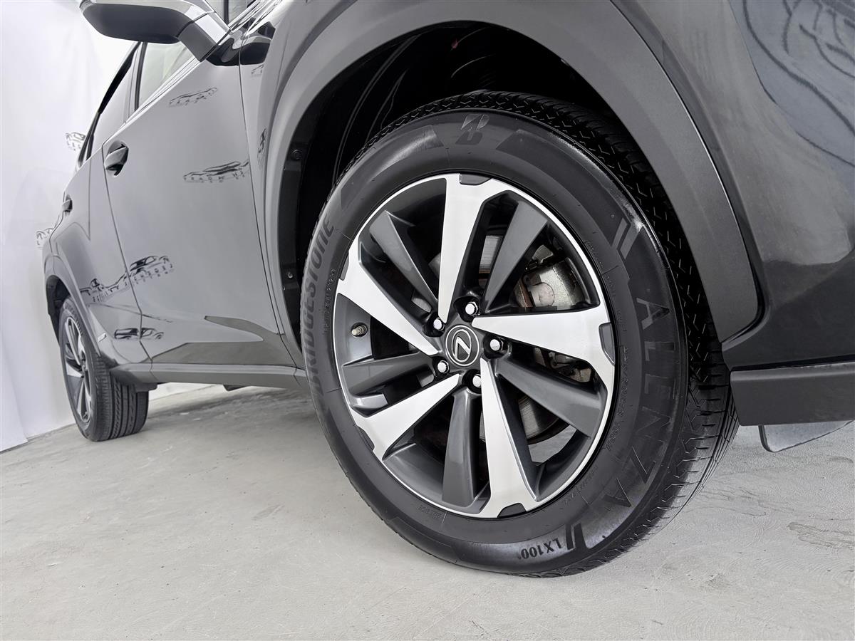 2019 Lexus NX 300h 4WD,SunRoof,Version L,Vented seats Carousel 6