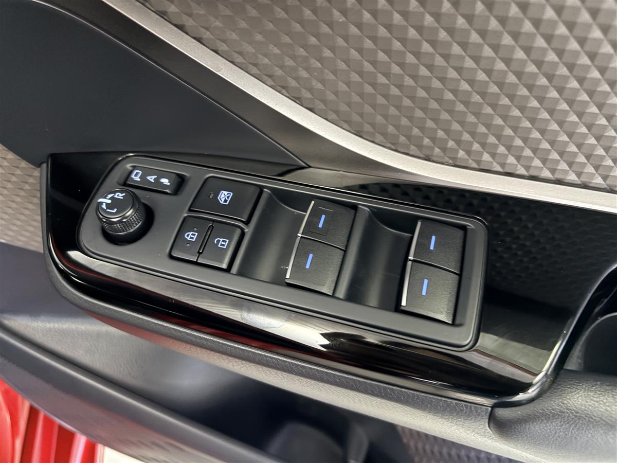 2020 Toyota C-HR 1.8G Hybrid, 360 Camera, Carplay Carousel 13