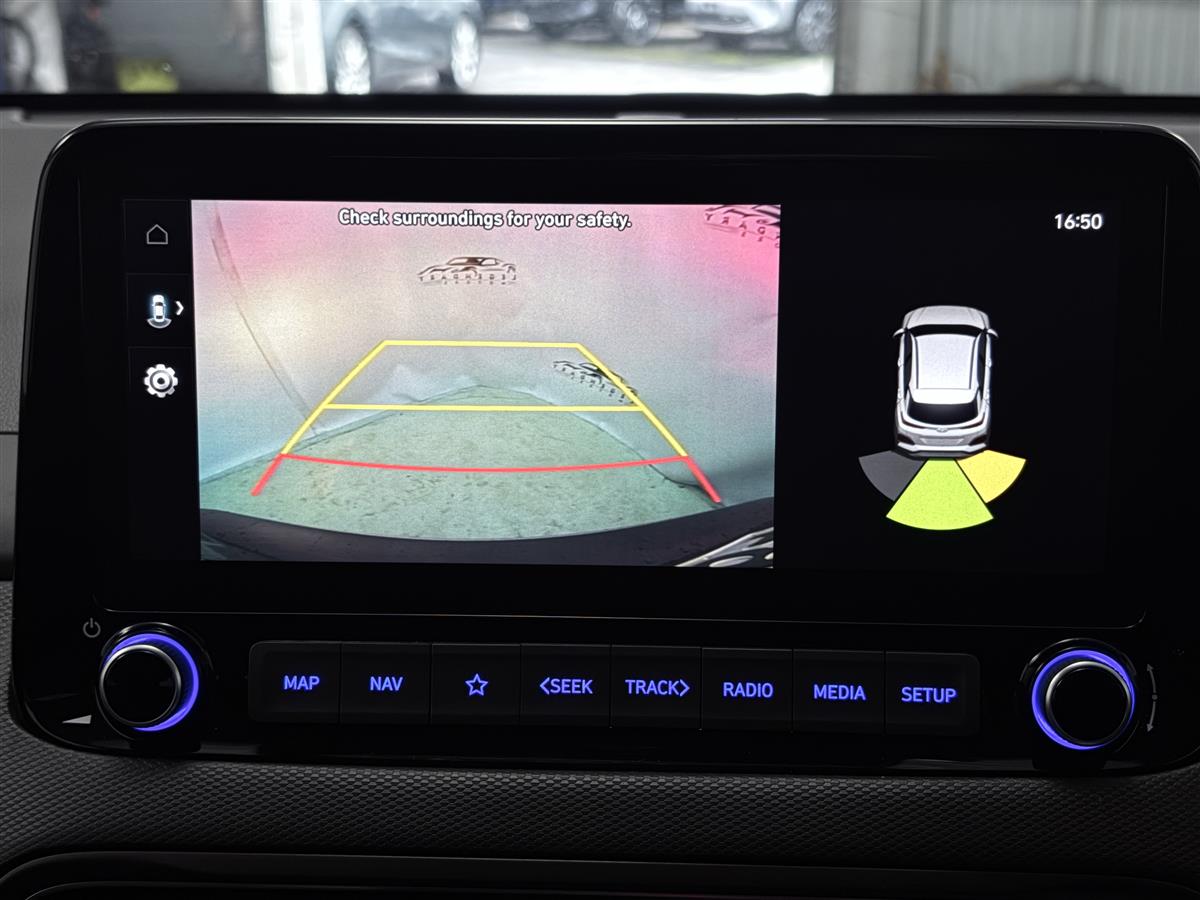 2023 Hyundai Kona ELITE,nz new,Radar cruise,1 Owner car Carousel 16