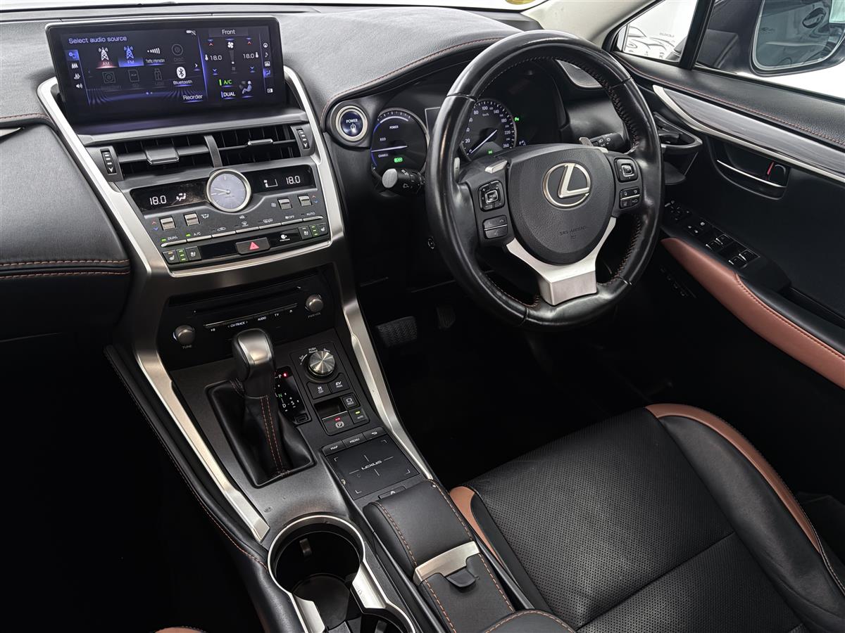 2019 Lexus NX 300h 4WD,SunRoof,Version L,Vented seats Carousel 15