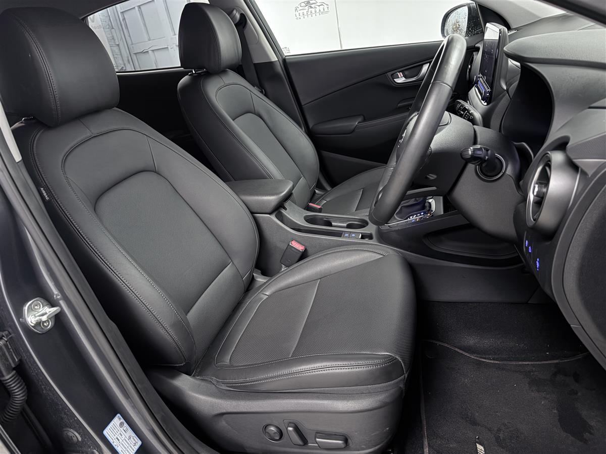 2023 Hyundai Kona ELITE,nz new,Radar cruise,1 Owner car Carousel 12