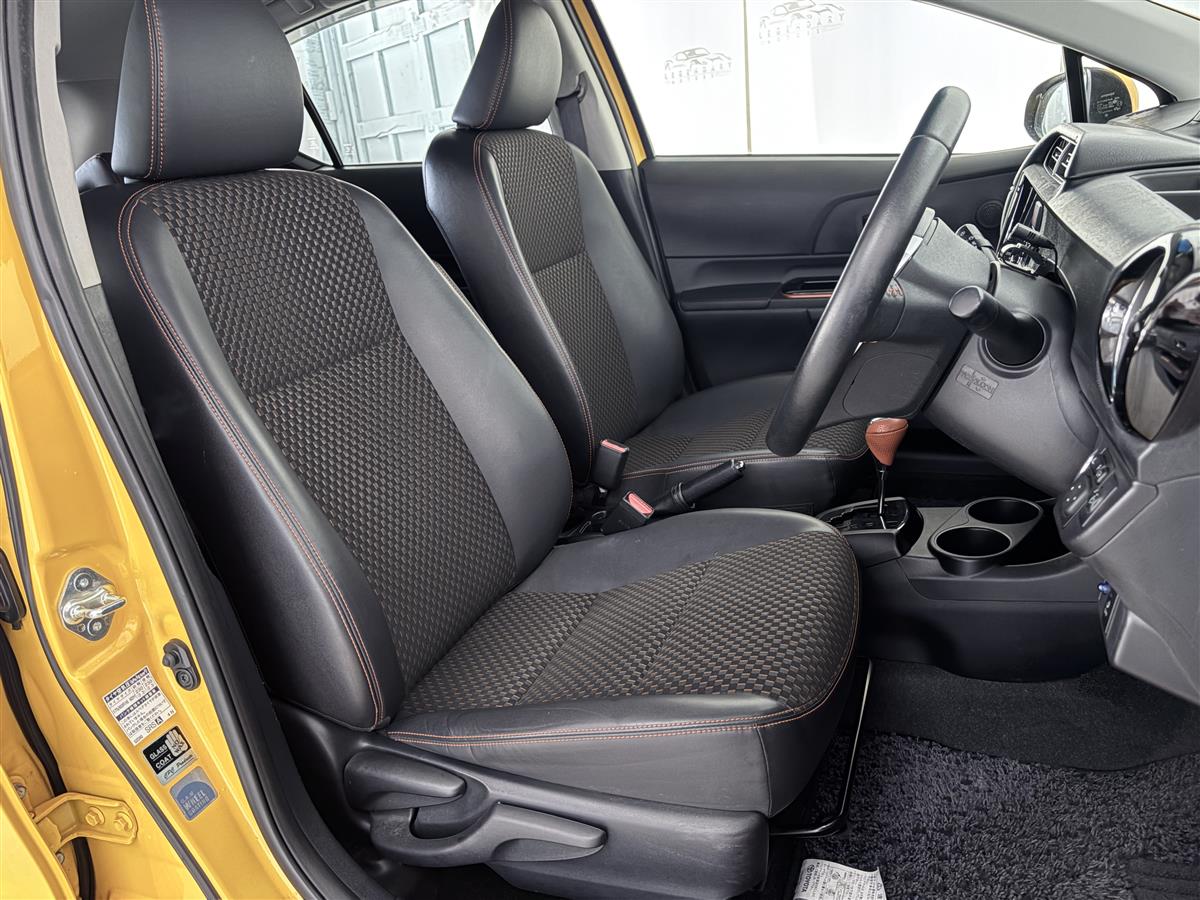 2015 Toyota Aqua X-URBAN , PUSH START,ALLOYS Carousel 12