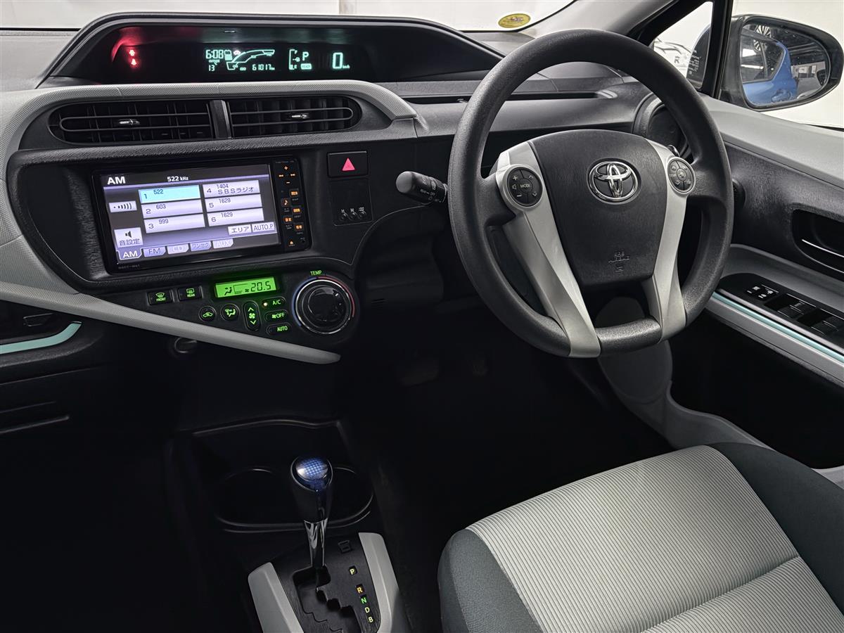 2012 Toyota Aqua HYBRID S,Push start,Service history Carousel 16