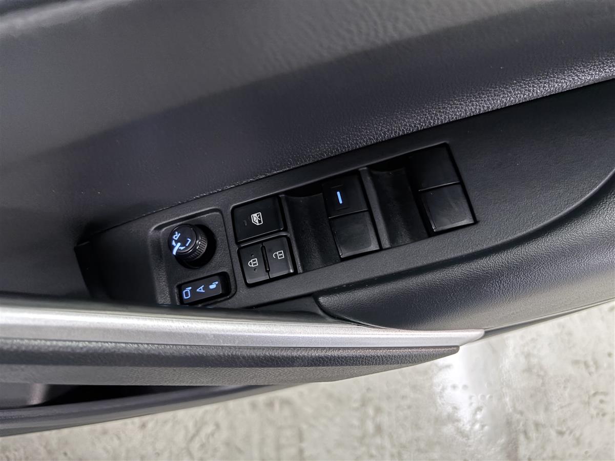 2022 Toyota Corolla Cross HYBRID Z 360 CAMERA,Heated seat Carousel 13