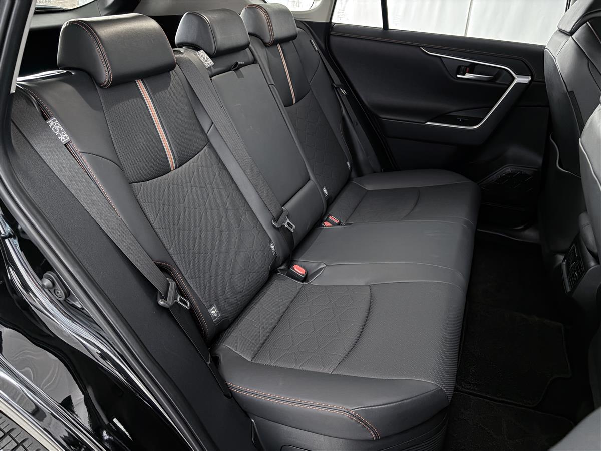 2022 Toyota RAV4 ADVENTURE HYBRID 4WD Panomaric Roof Carousel 9