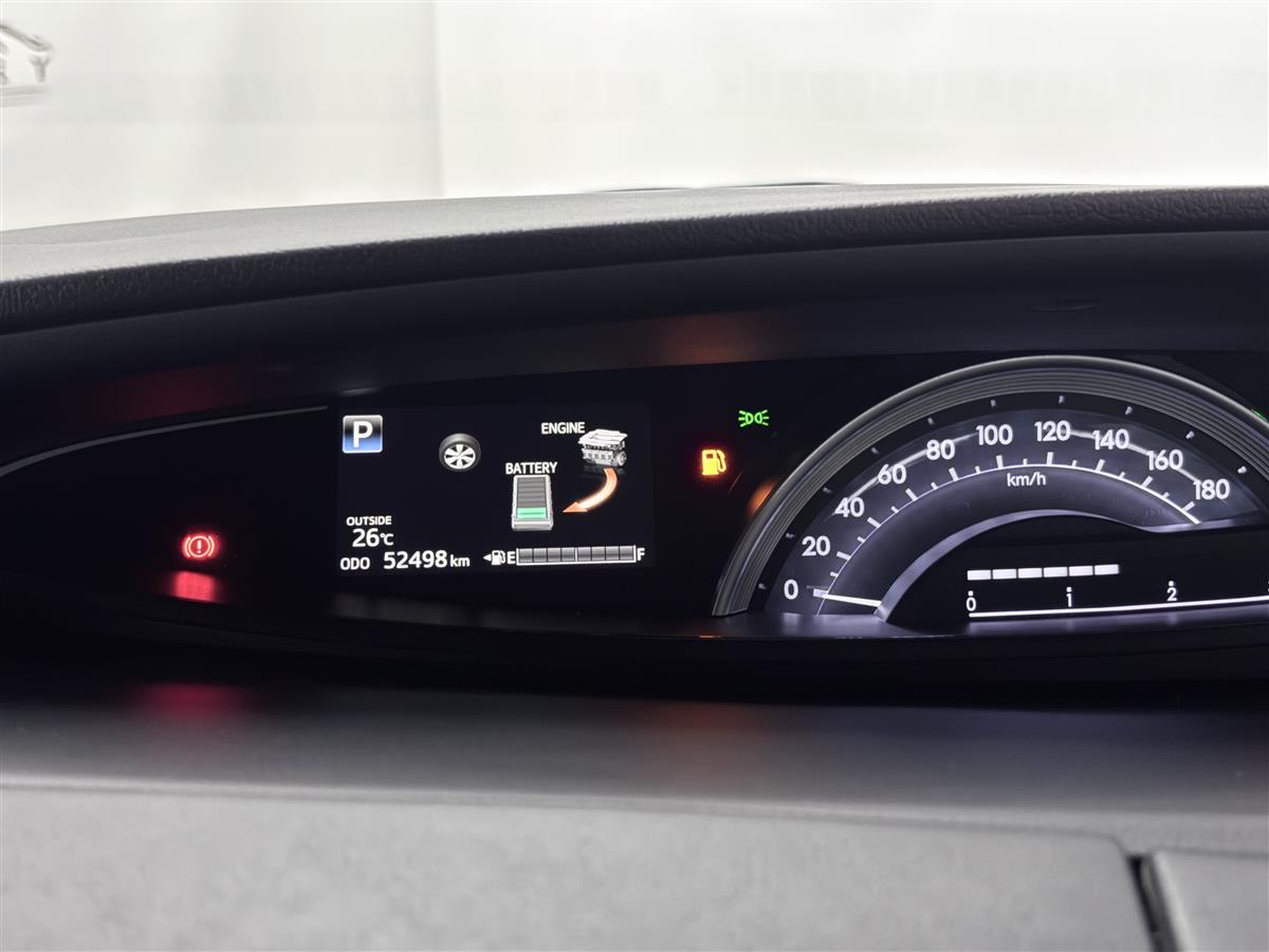2016 Toyota Estima Aeras Premium,4WD,Hybrid,Full leather,low km Carousel 15