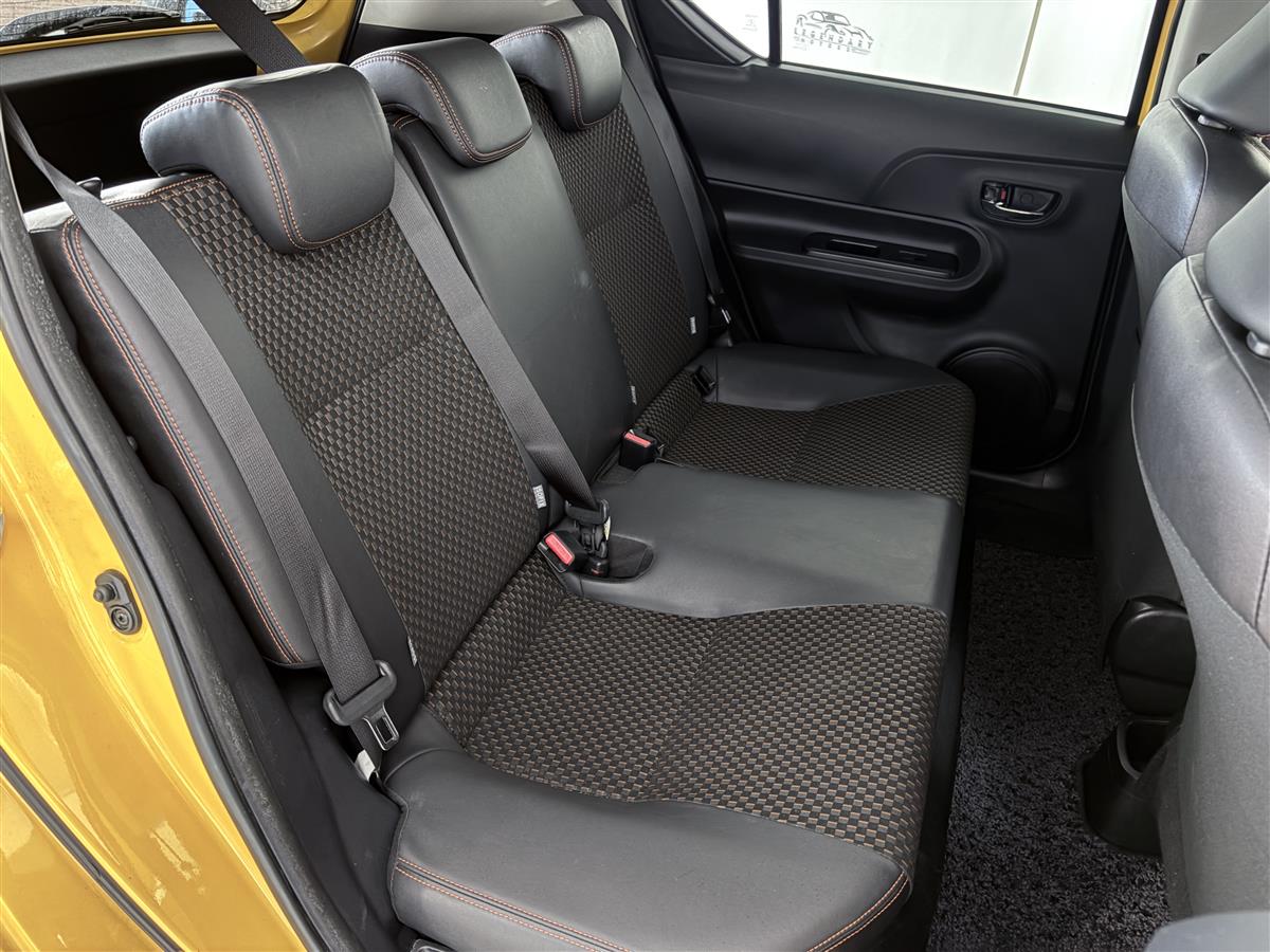 2015 Toyota Aqua X-URBAN , PUSH START,ALLOYS Carousel 9