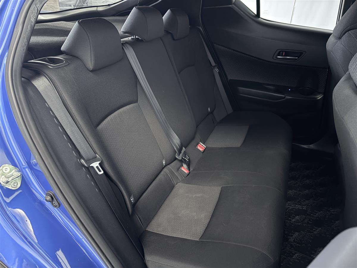 2019 Toyota C-HR 1.8 HYBRID ,56582 km, Push Start Carousel 8