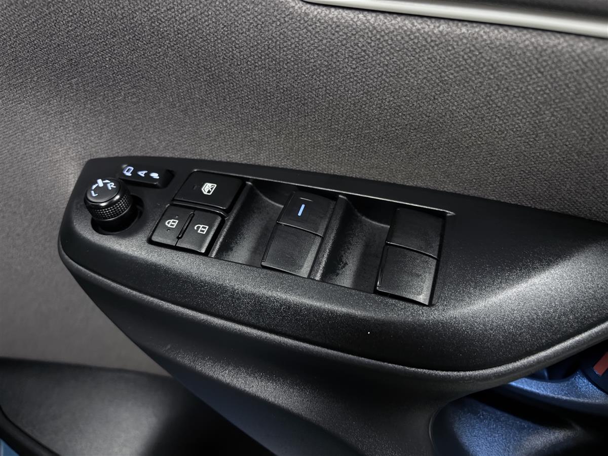 2020 Toyota Yaris 1.5 HYBRID Z,360 Camera,Low km Carousel 12