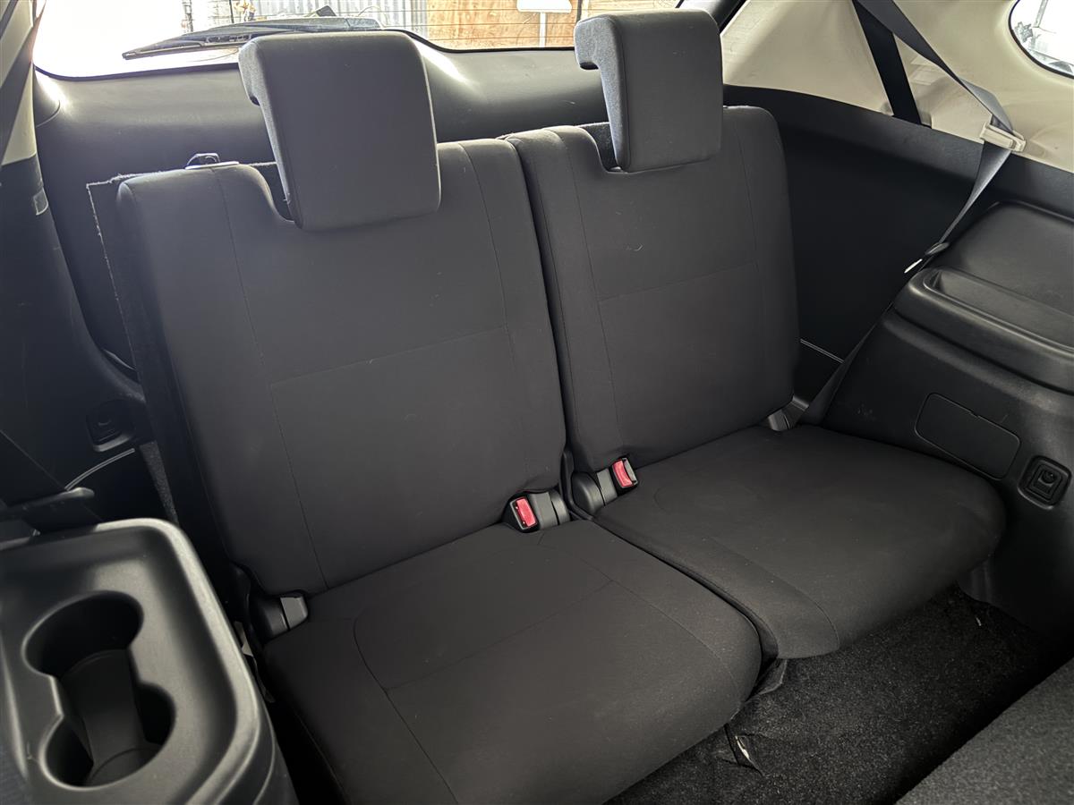 2020 Mitsubishi Outlander XLS,4WD,7 seaters,Carplay,BSM Carousel 9